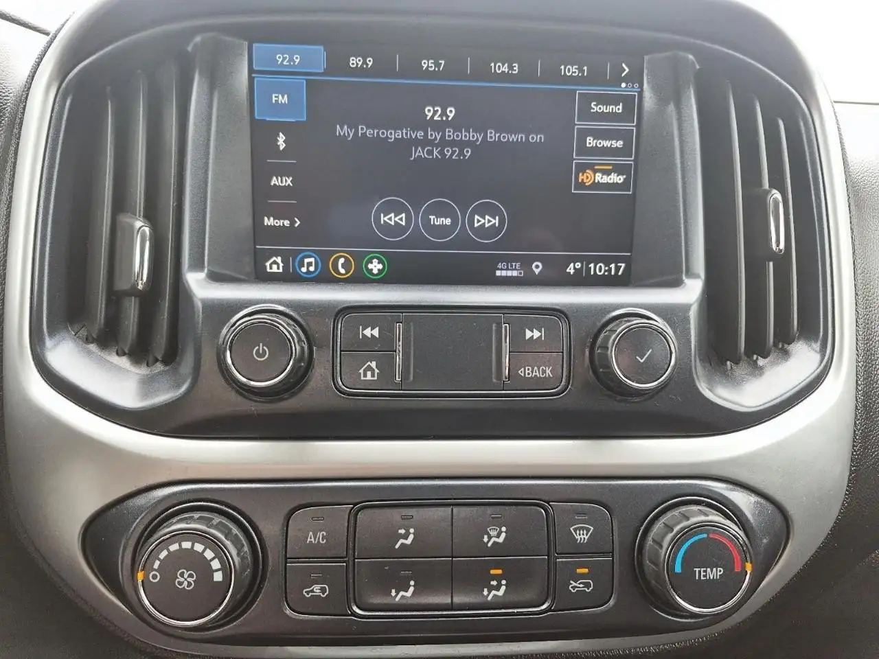 Chevrolet Colorado снимка Chevrolet Colorado