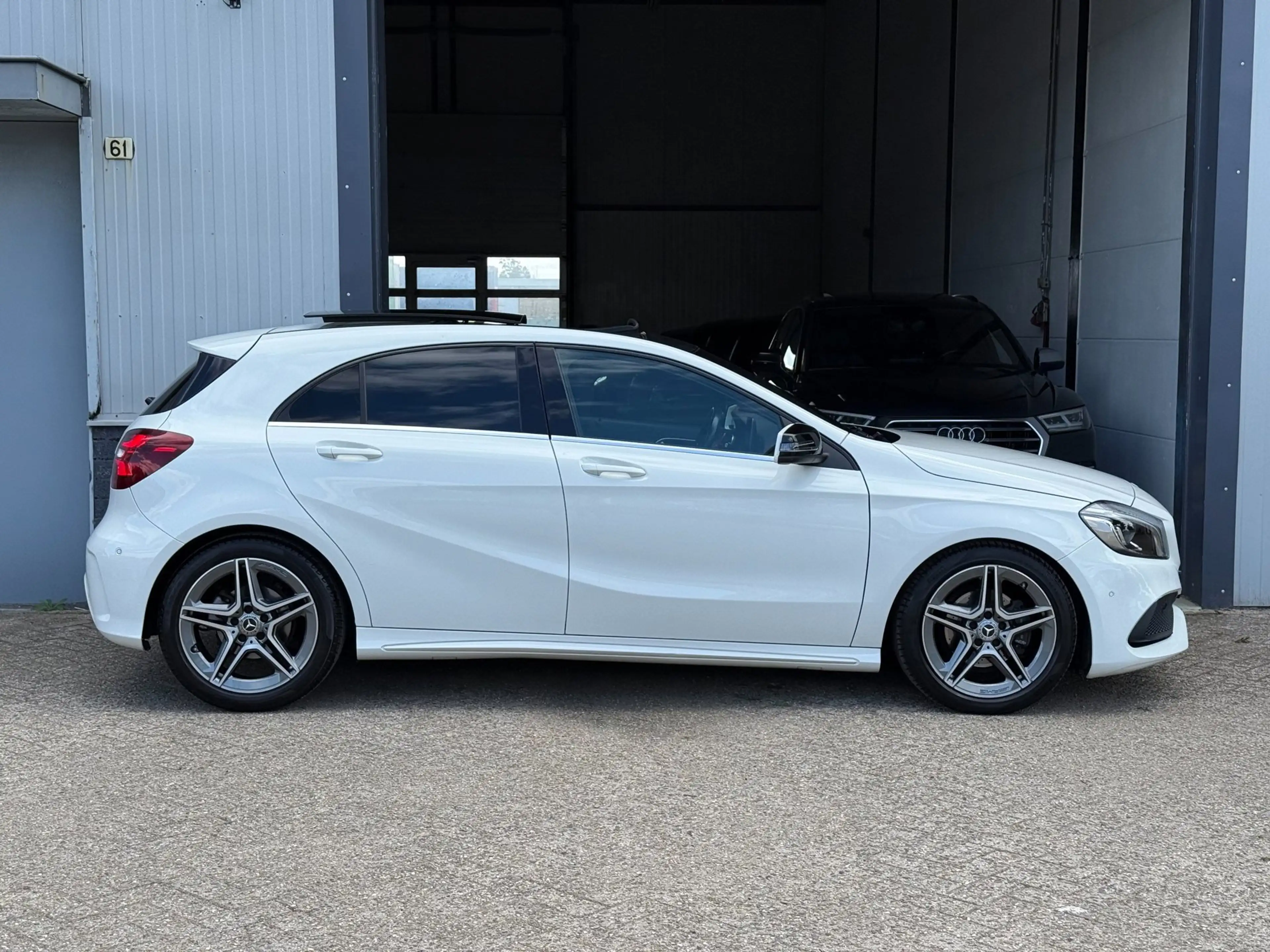Mercedes-Benz A 200 Edition Automaat Pano|H&K|LED! — photo 4