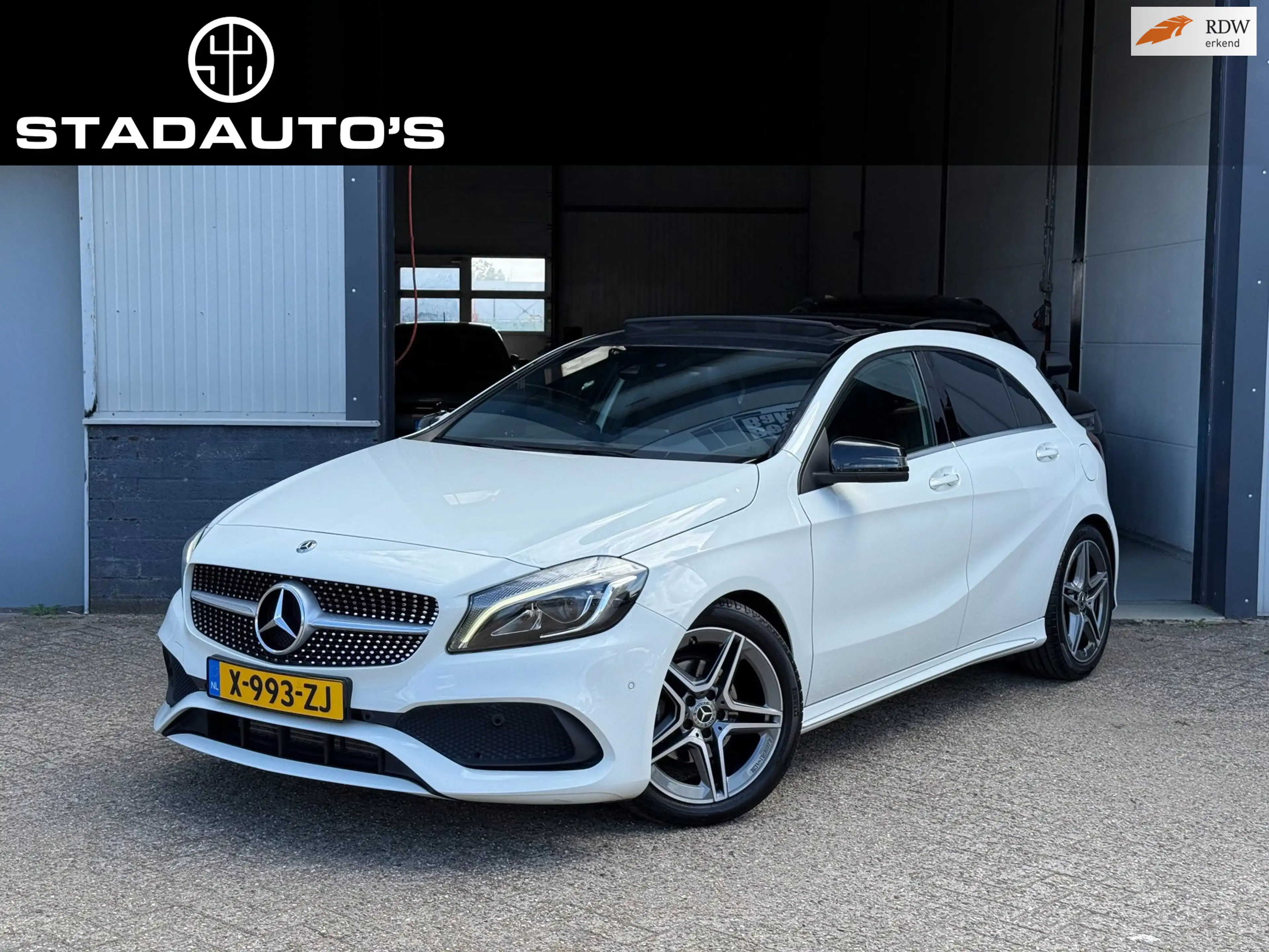 Mercedes-Benz A 200 Edition Automaat Pano|H&K|LED!