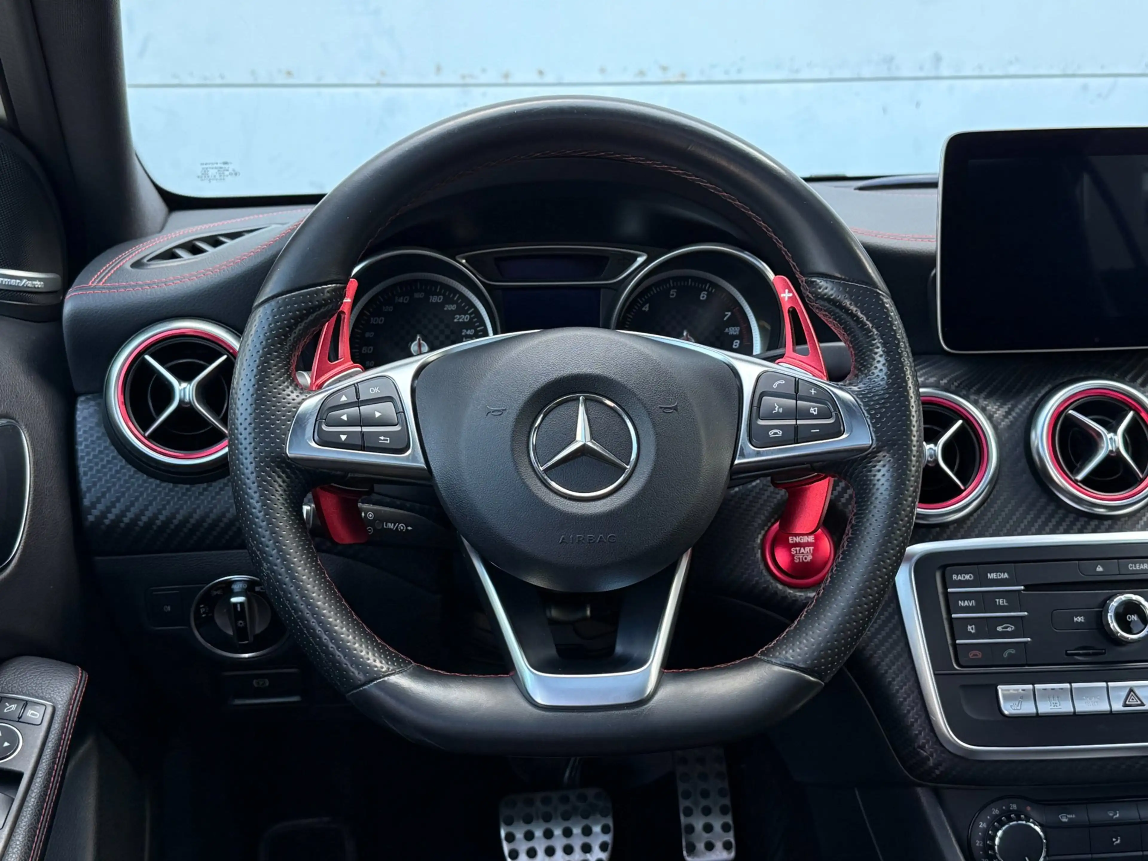 Mercedes-Benz A 200 Edition Automaat Pano|H&K|LED! — photo 12