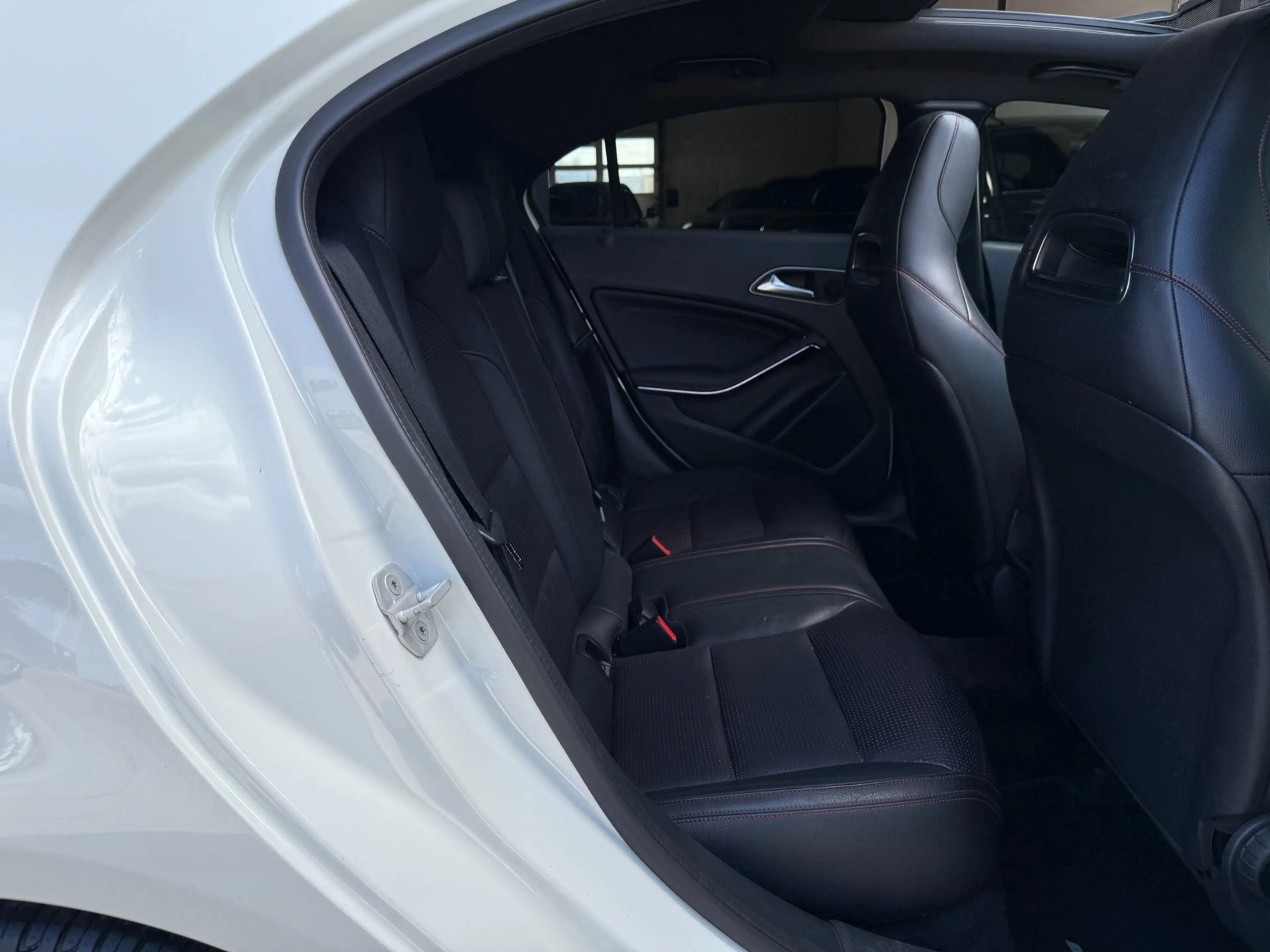 Mercedes-Benz A 200 Edition Automaat Pano|H&K|LED! — photo 8
