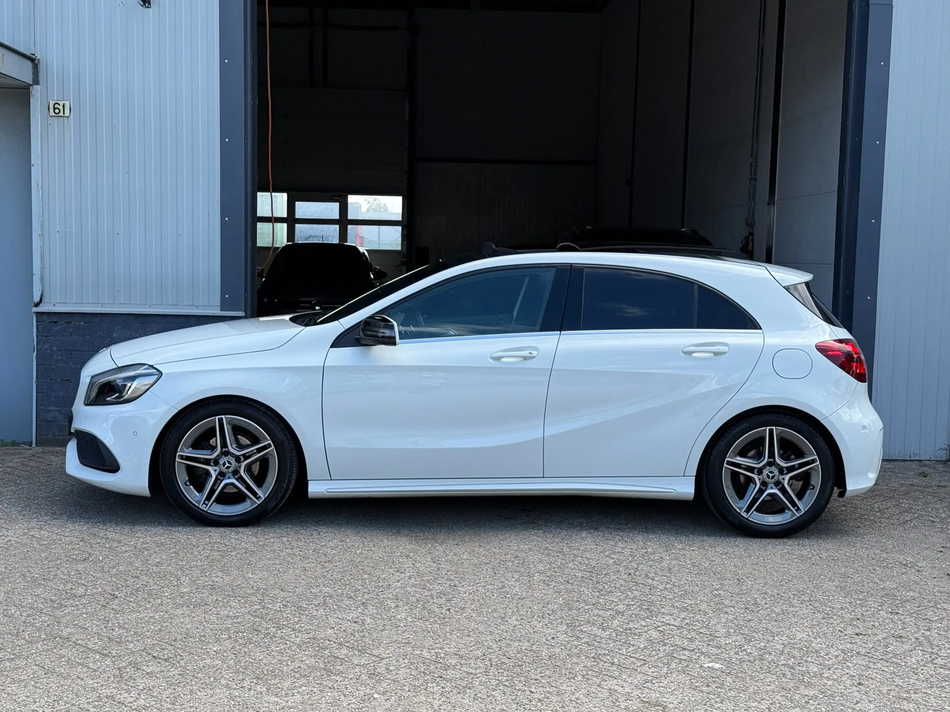 Mercedes-Benz A 200 Edition Automaat Pano|H&K|LED! — photo 3