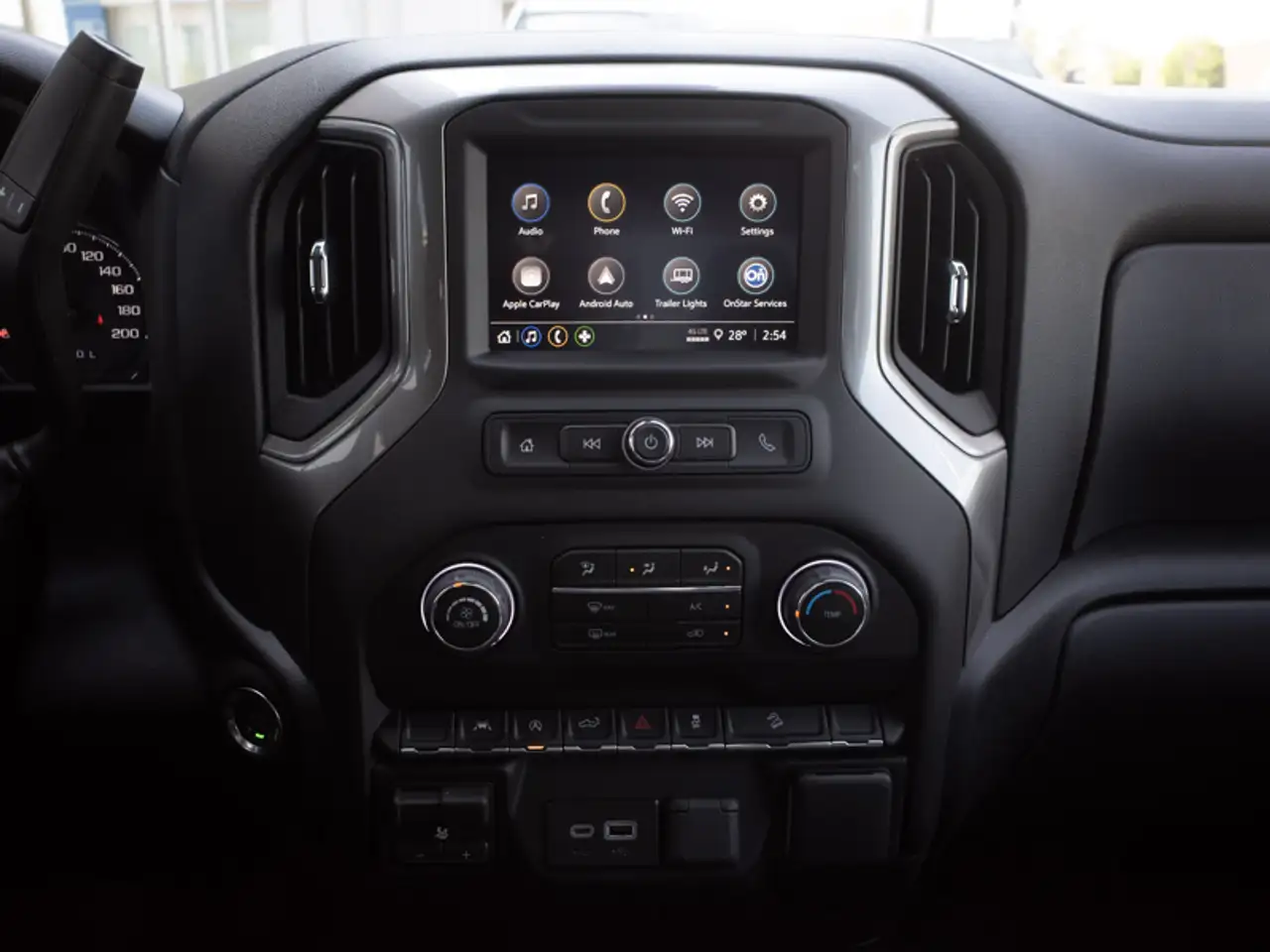 Chevrolet Silverado 1500 снимка Chevrolet Silverado 1500