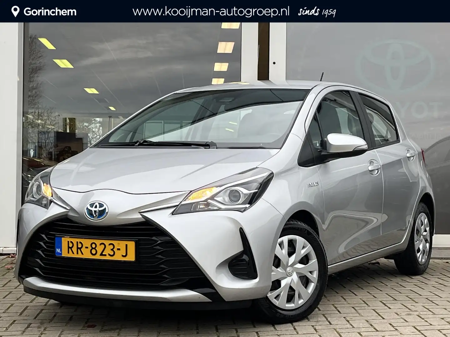 Toyota Yaris 1.5 Hybrid Aspiration | Navigatie | Cruise Control Grau - 1