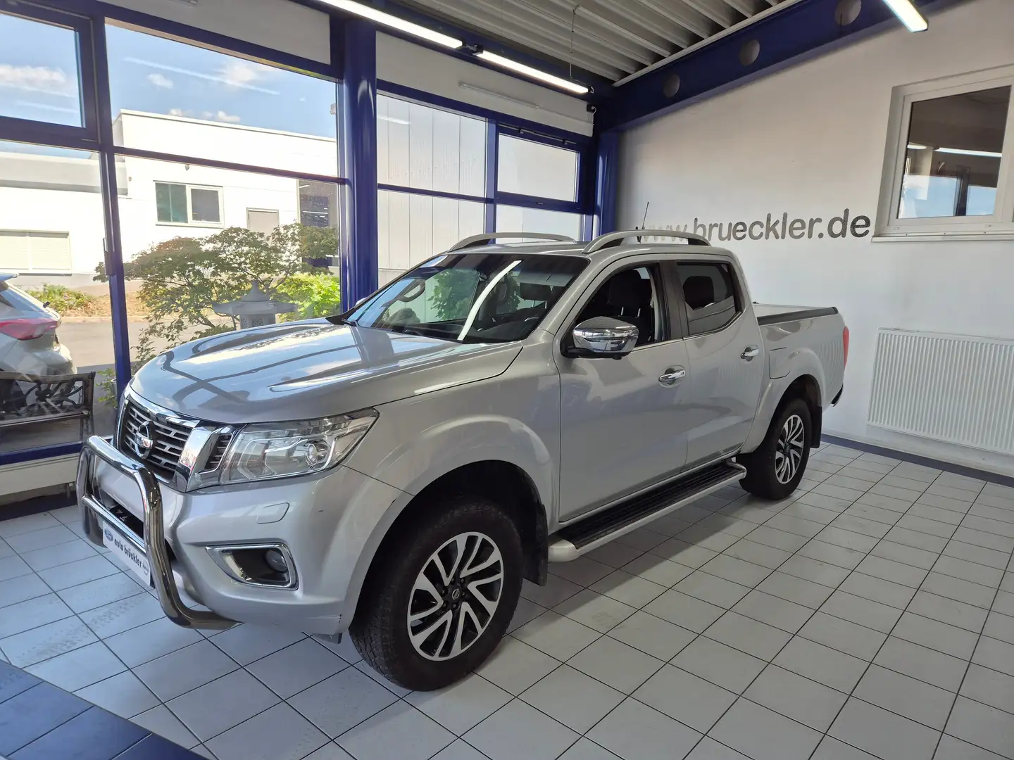 Nissan Navara DC N-Connecta - LED - DAB - Navi - Srebrny - 1