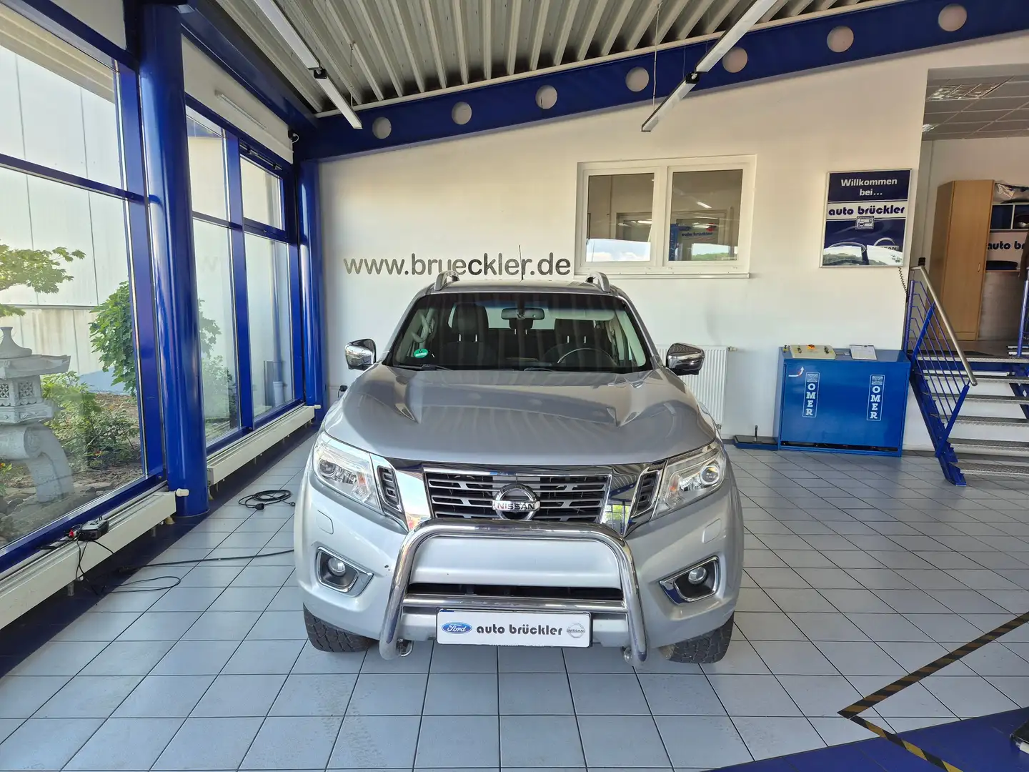 Nissan Navara DC N-Connecta - LED - DAB - Navi - Srebrny - 2