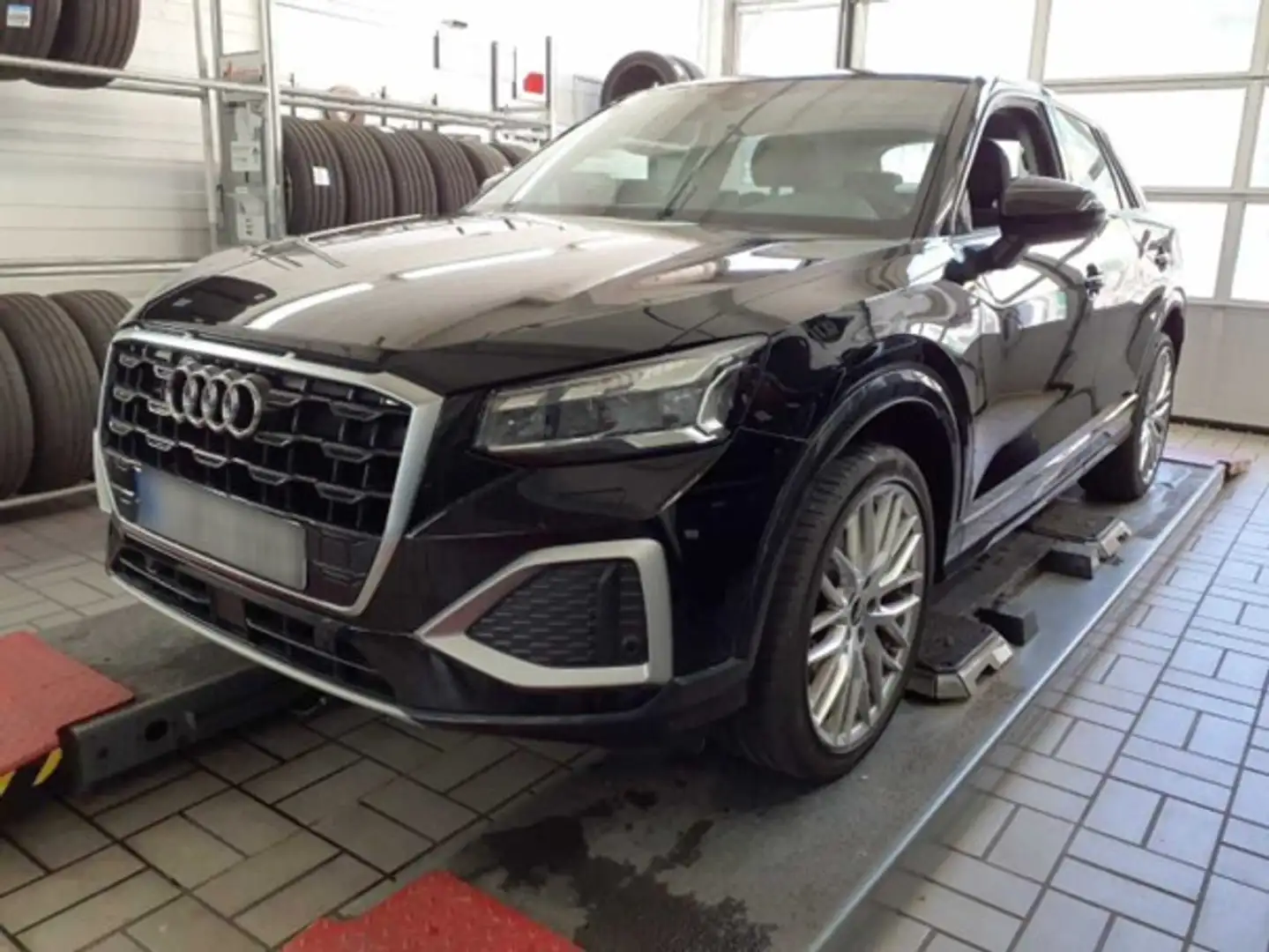 Audi Q2 advanced 35 TFSI 110kW S tronic LED Klima Schwarz - 1