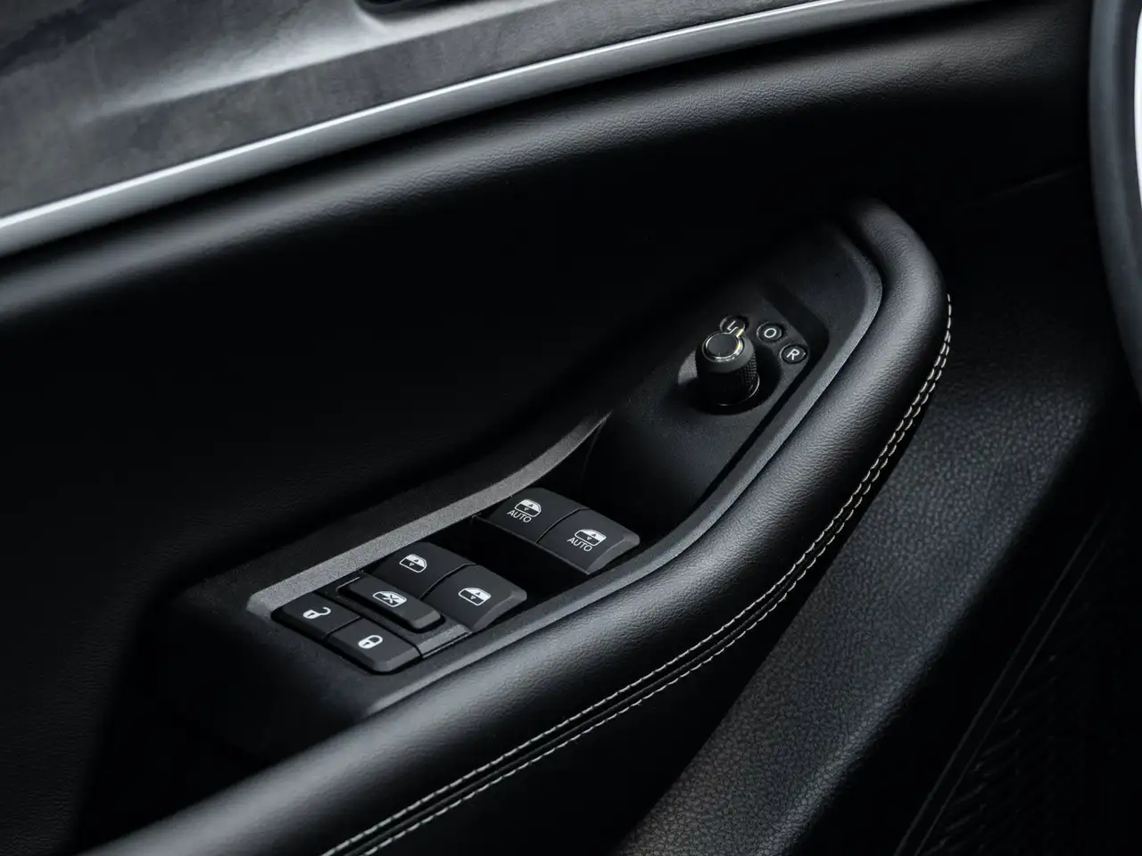 Jeep Grand Cherokee 2026 — фото 23