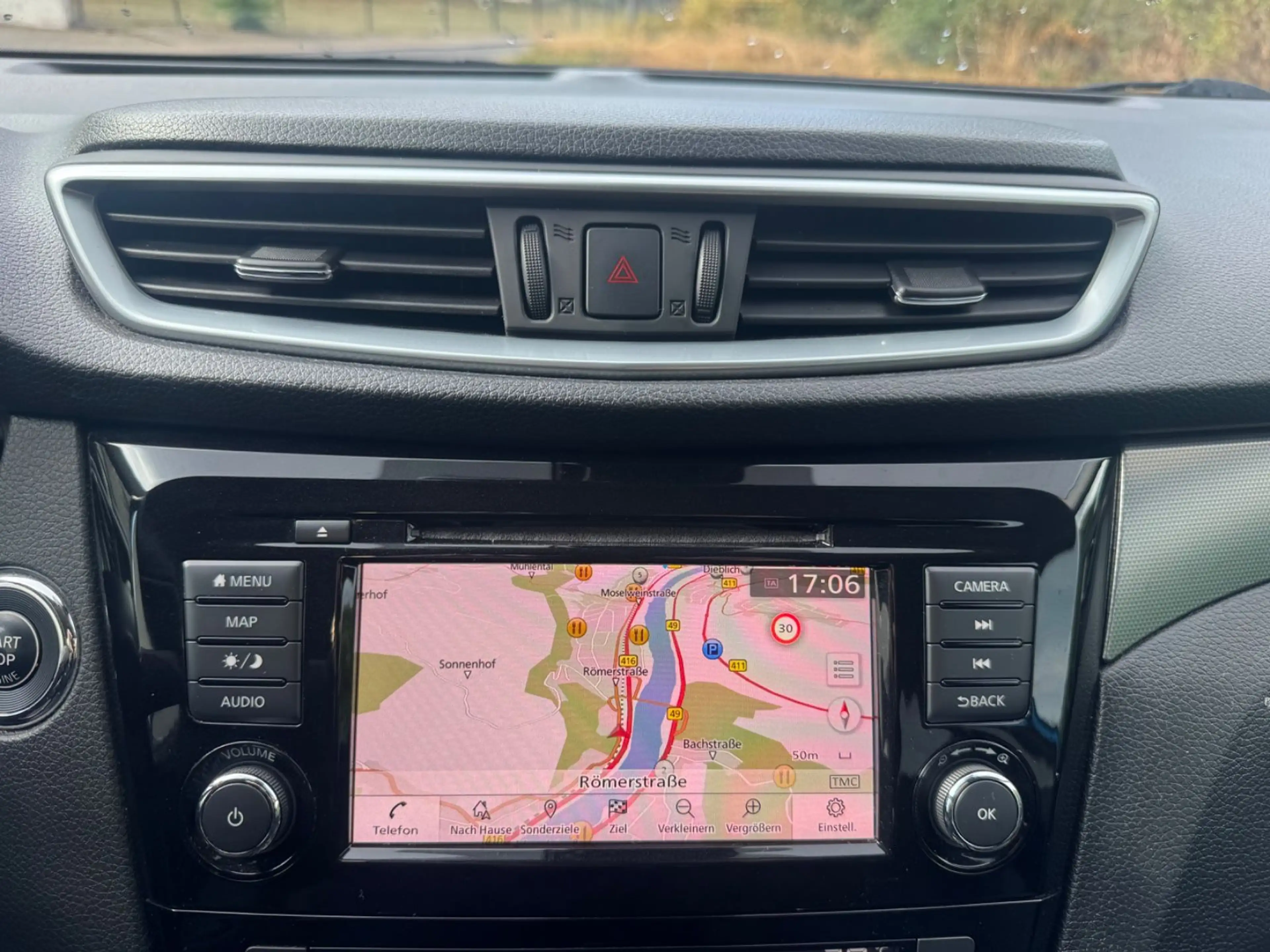 Nissan Qashqai N-Connecta — photo 15