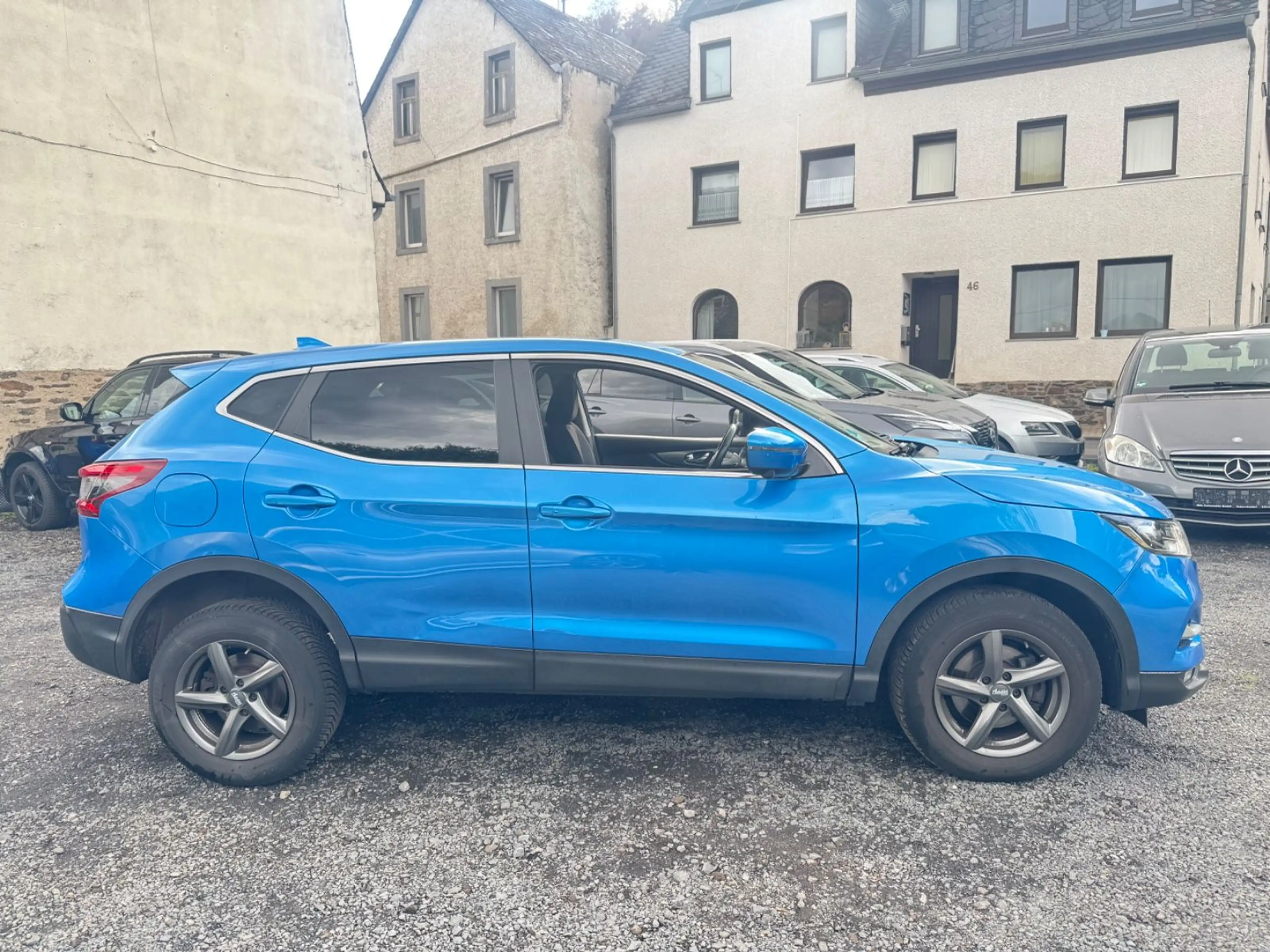Nissan Qashqai N-Connecta — photo 2