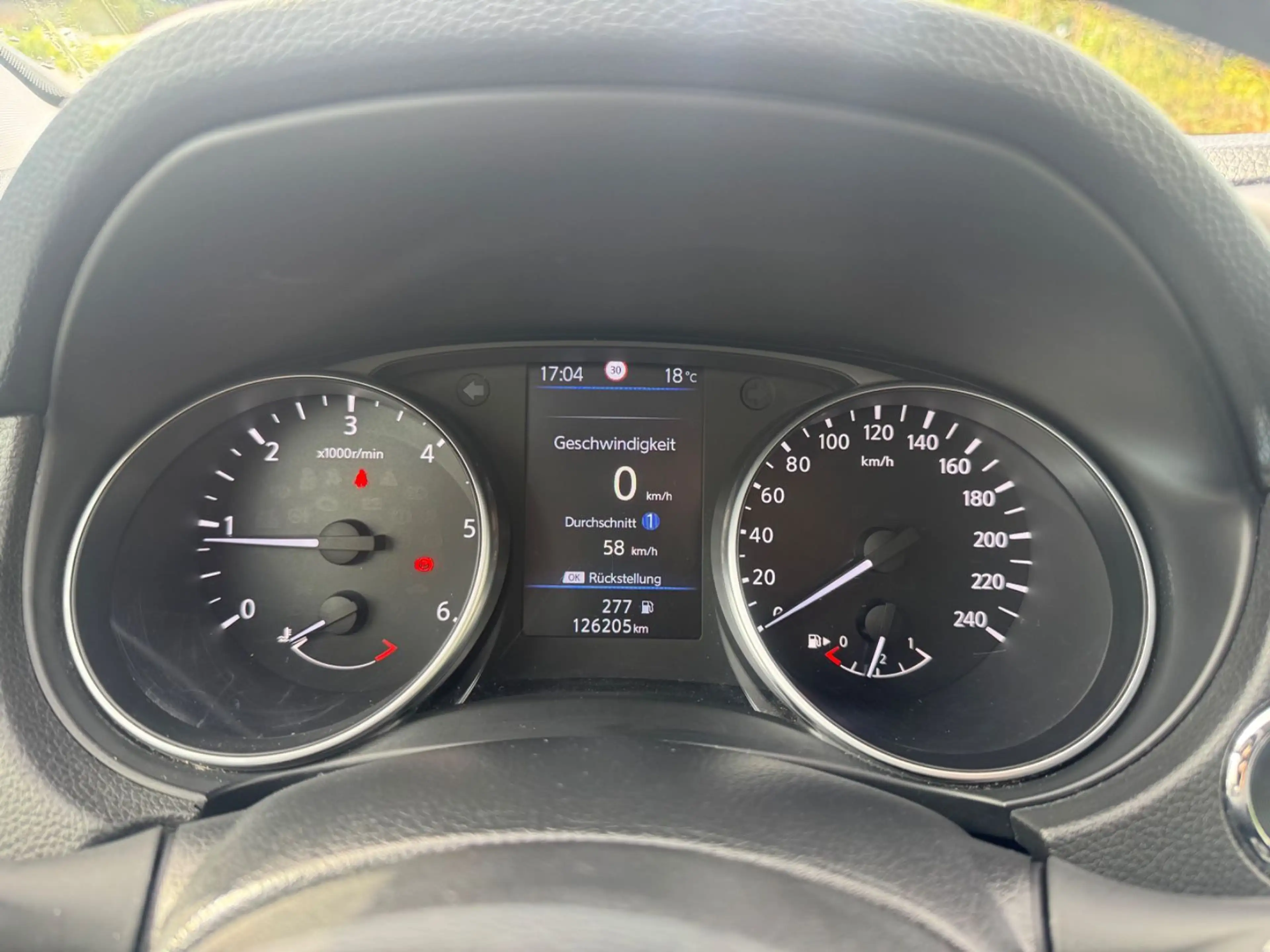 Nissan Qashqai N-Connecta — photo 11