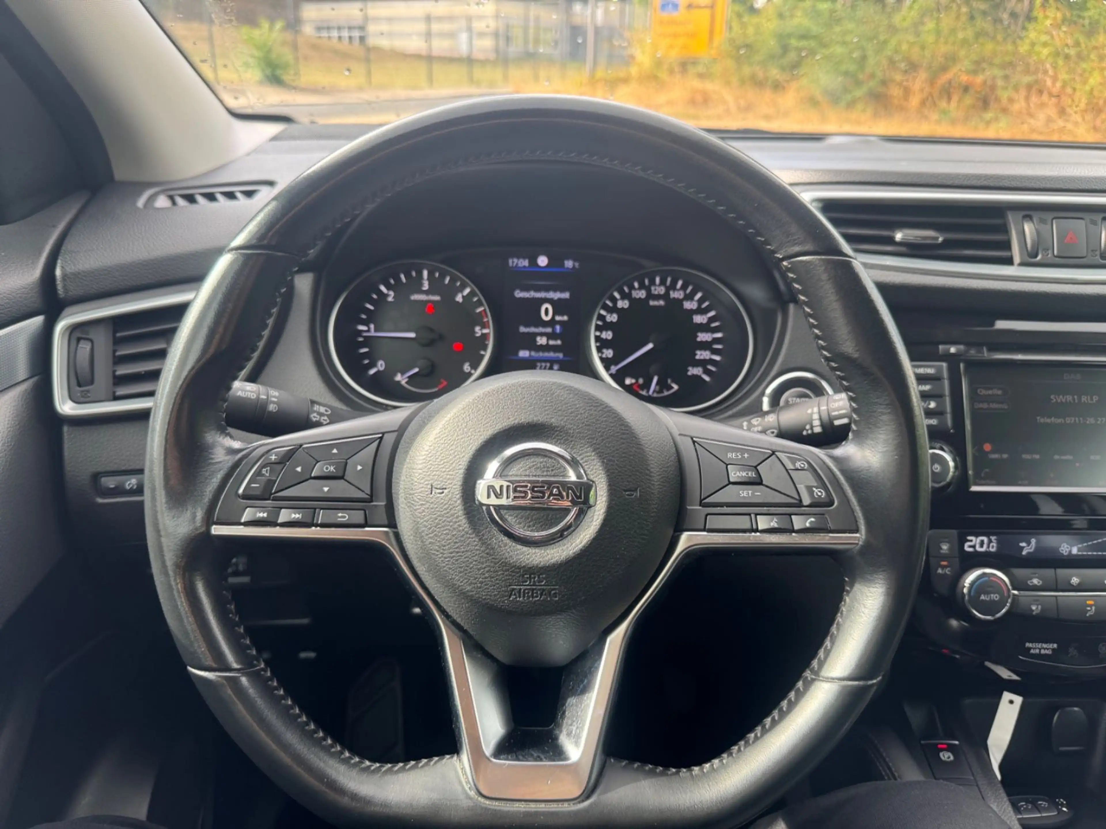 Nissan Qashqai N-Connecta — photo 12