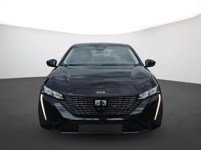 Peugeot 308 view 2