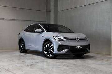 ID.5 - 77 kWh - Keyless - Adaptive Cruise Control - Camera - Panodak - Trekhaak
