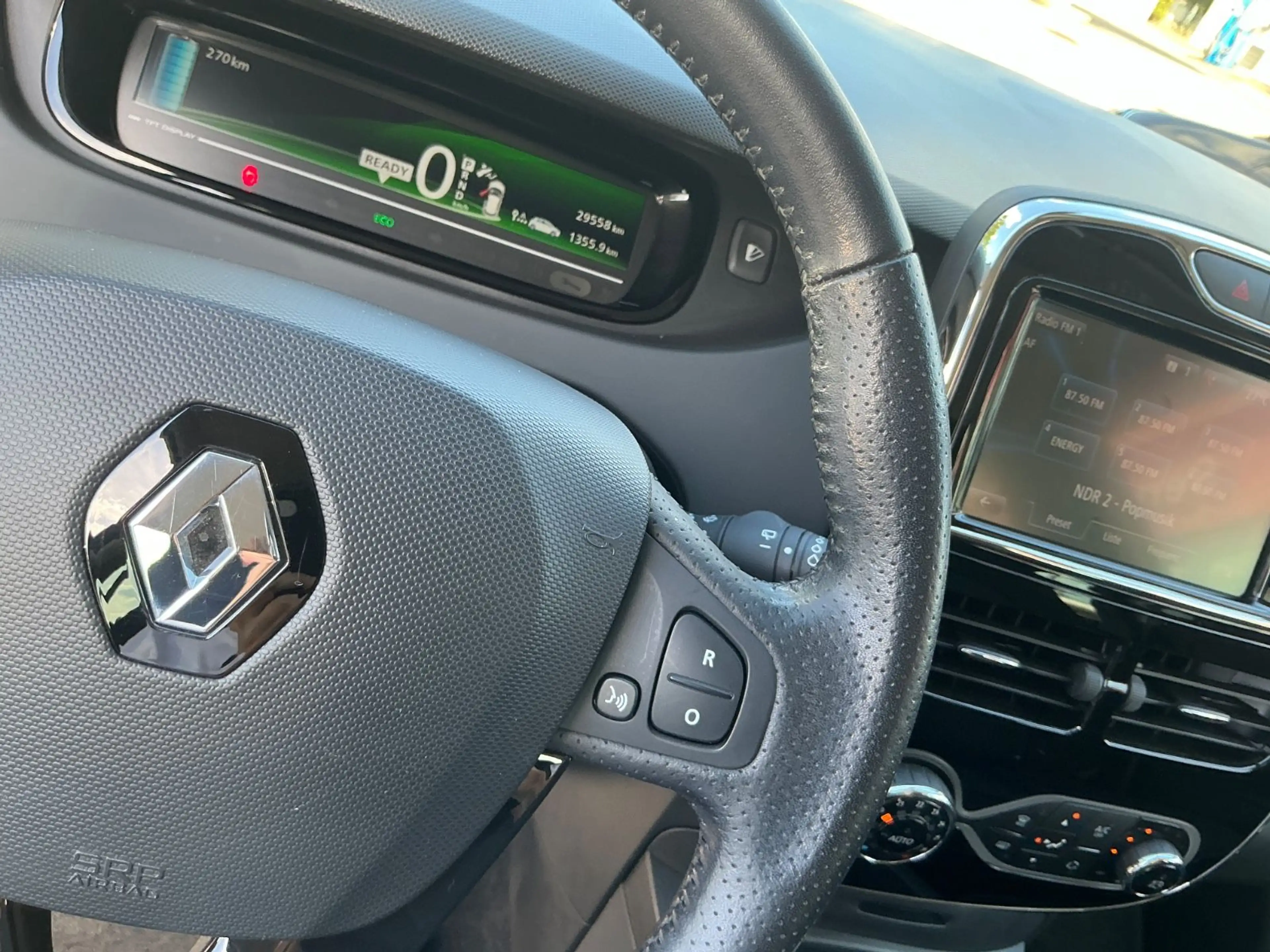 Renault ZOE Life Limited, Mietbatterie/Garantie — photo 25