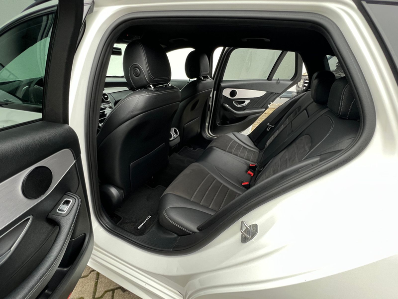 Mercedes-Benz C 300 e T*AMG Line*Night*Multibeam*Kamera*Distr.* — photo 14