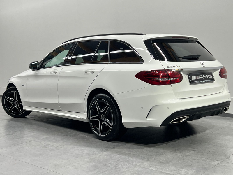 Mercedes-Benz C 300 e T*AMG Line*Night*Multibeam*Kamera*Distr.* — photo 4