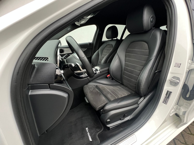 Mercedes-Benz C 300 e T*AMG Line*Night*Multibeam*Kamera*Distr.* — photo 11