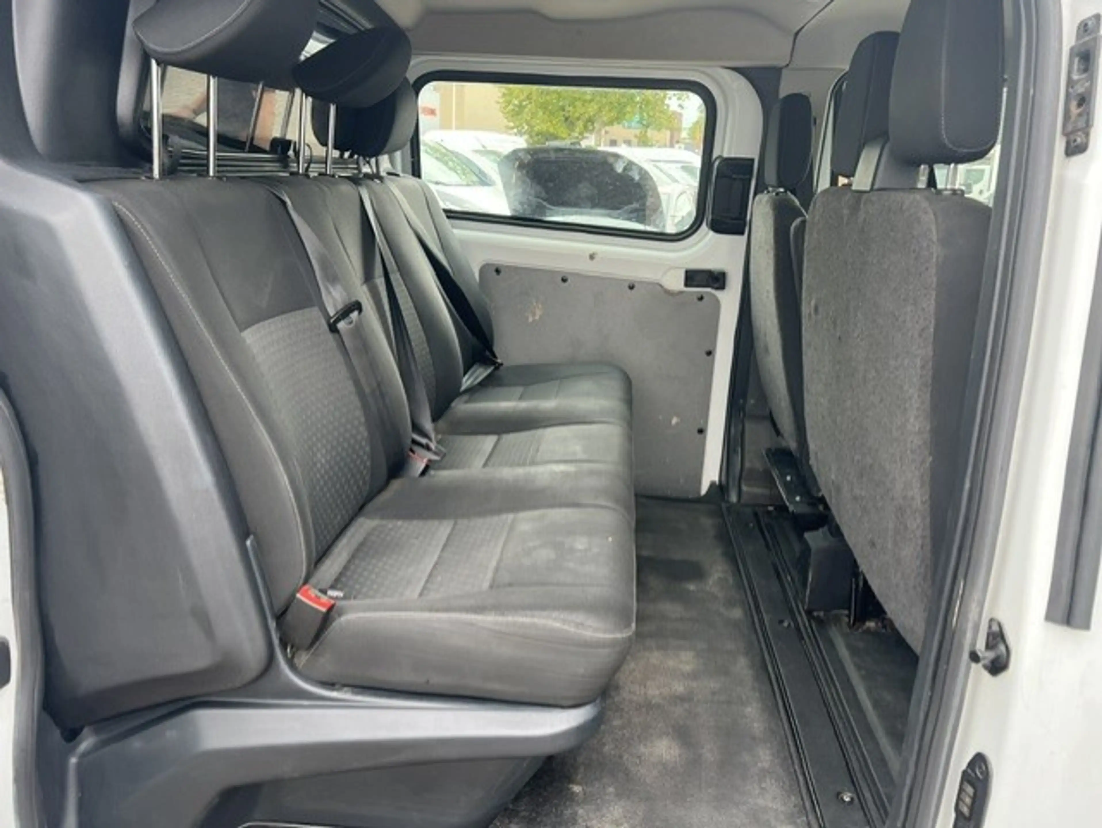 Ford Transit Custom 300 2.0 TDCI 96KW L2H1 DC LANG AIRCO KLIMA EURO6 — photo 10