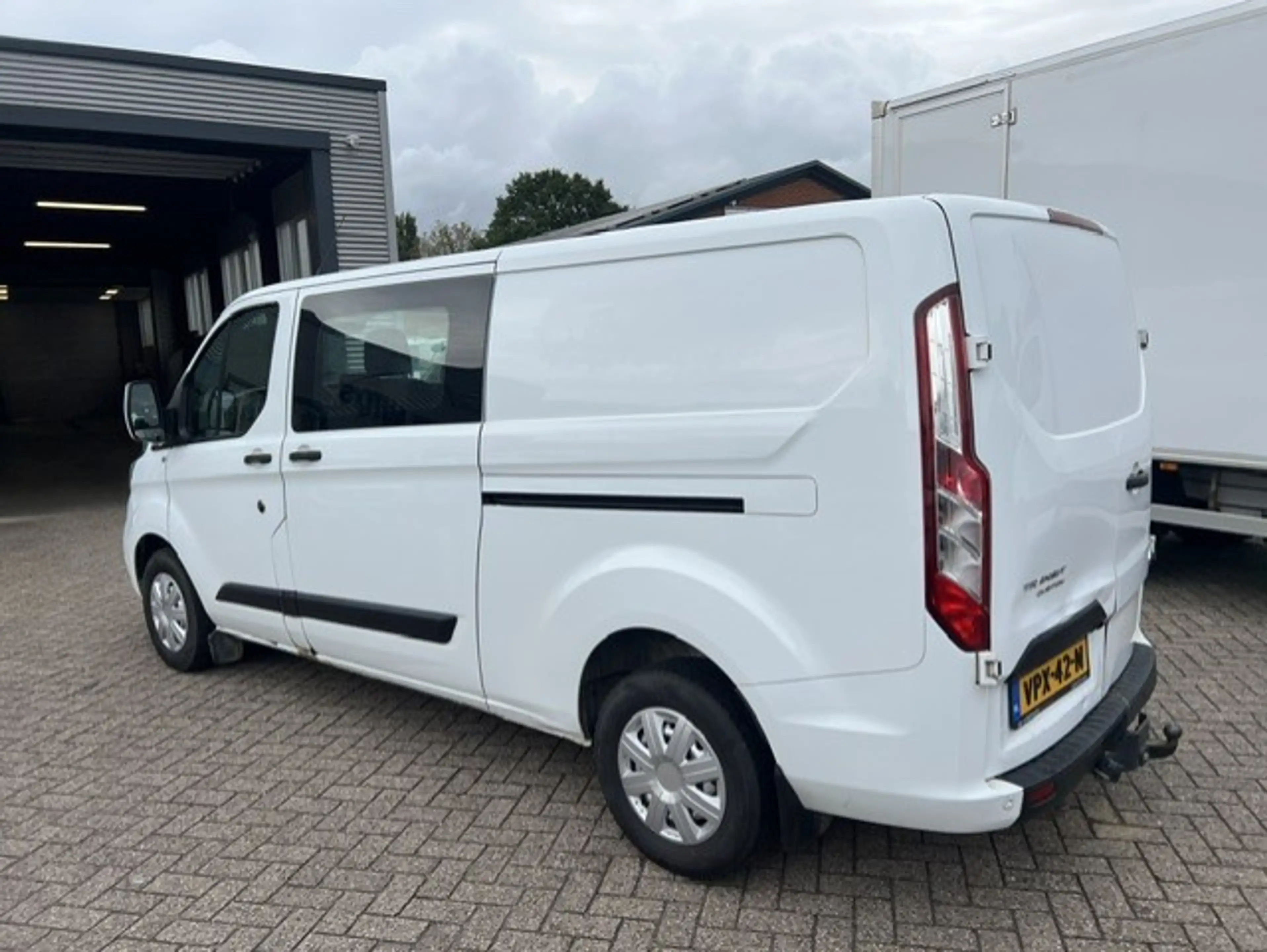 Ford Transit Custom 300 2.0 TDCI 96KW L2H1 DC LANG AIRCO KLIMA EURO6 — photo 2