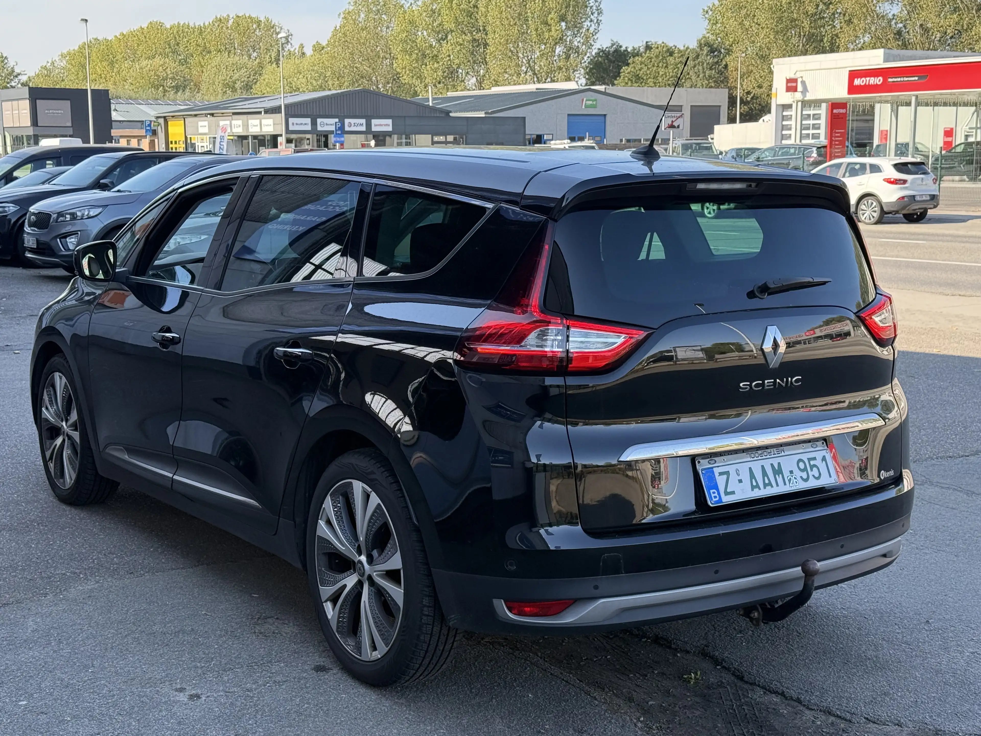 Renault Grand Scenic Grand Scénic 1.7 Blue dCi Black Edition EDC (EU6.2 — photo 6
