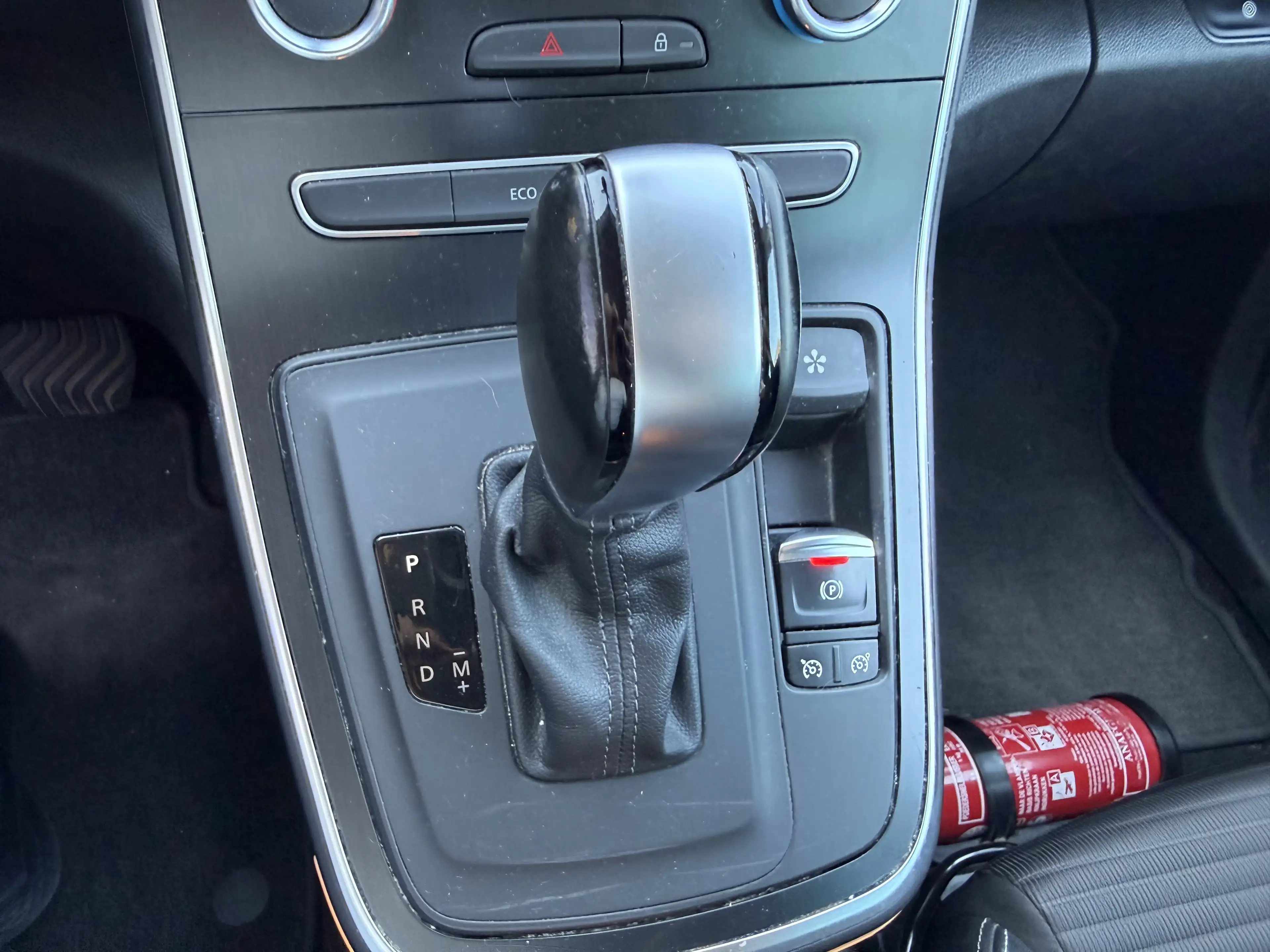 Renault Grand Scenic Grand Scénic 1.7 Blue dCi Black Edition EDC (EU6.2 — photo 13
