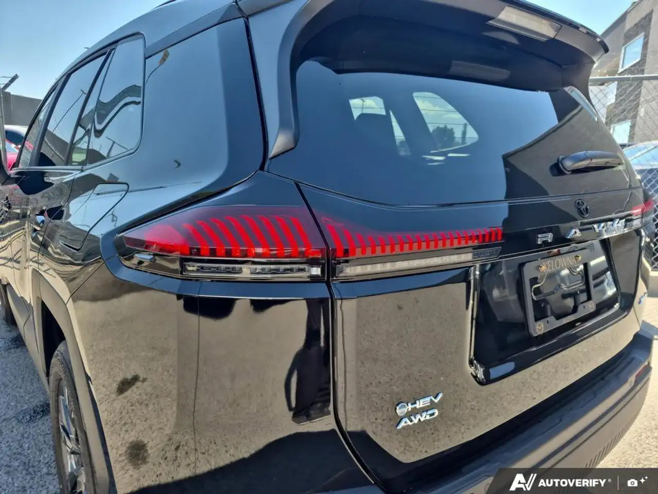Toyota RAV 4 снимка Toyota RAV 4
