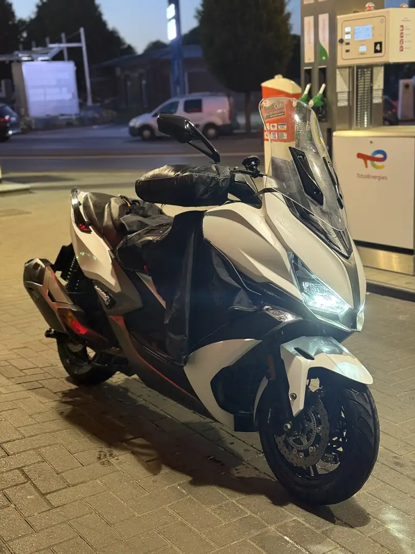 Kymco Xciting 400i - 1