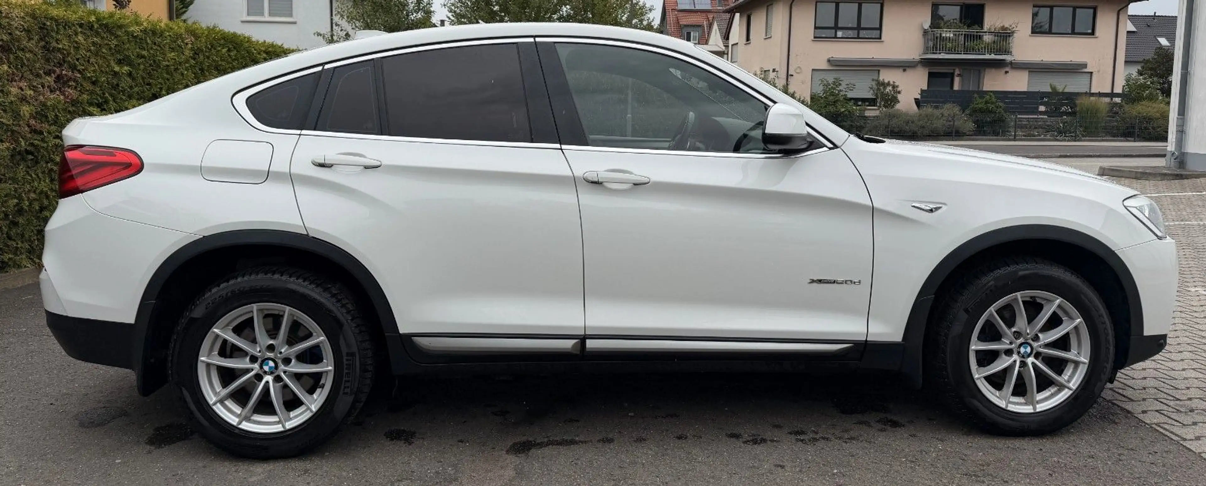 BMW X4 xDrive20d XENON PDC NAVI KAMERA AHK 2 HAND — photo 8