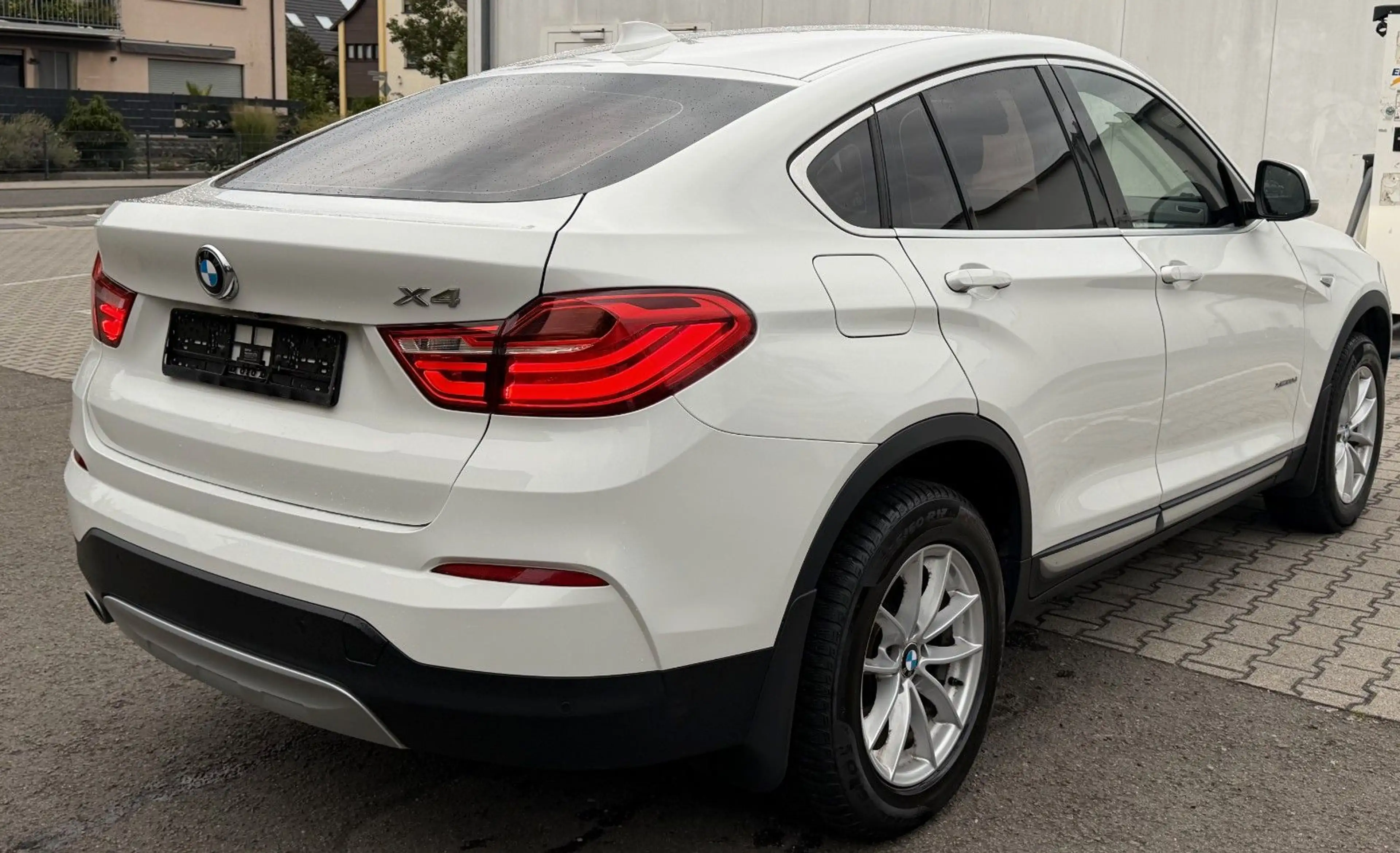BMW X4 xDrive20d XENON PDC NAVI KAMERA AHK 2 HAND — photo 12