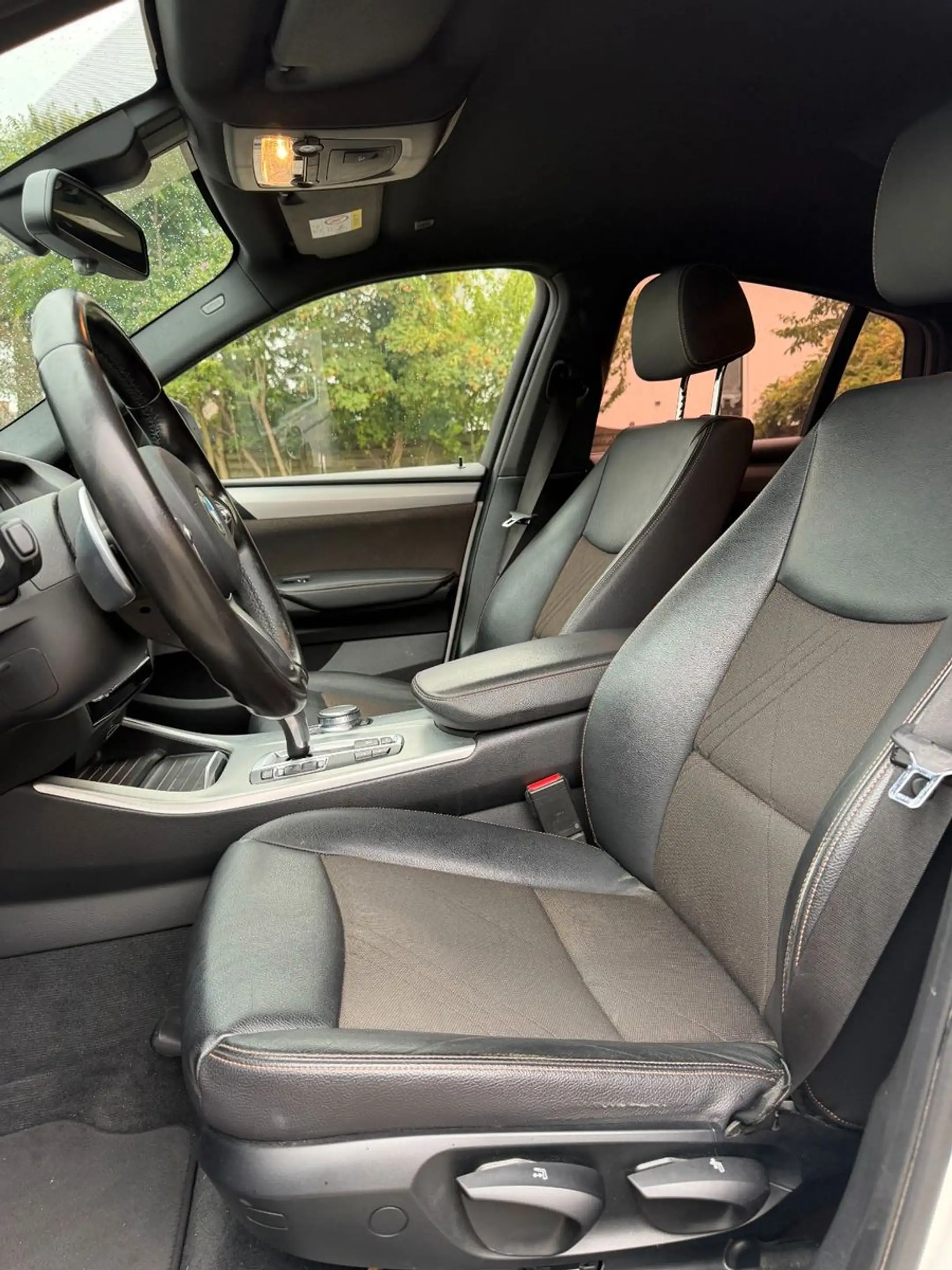 BMW X4 xDrive20d XENON PDC NAVI KAMERA AHK 2 HAND — photo 15