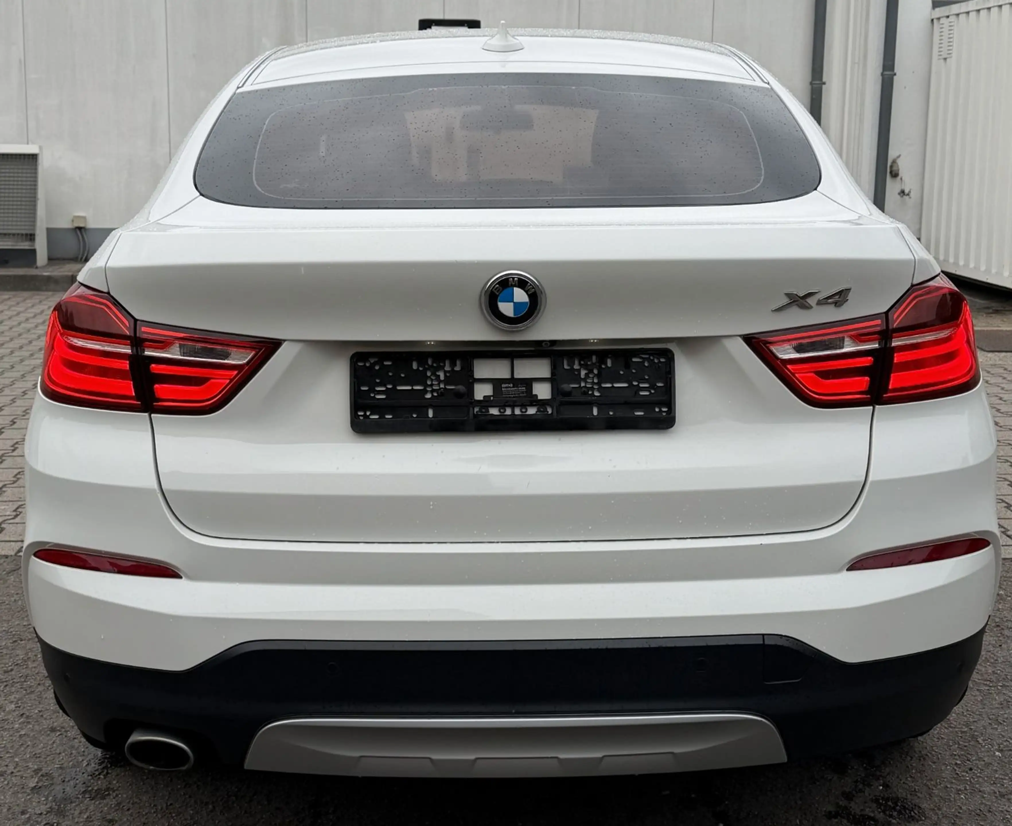 BMW X4 xDrive20d XENON PDC NAVI KAMERA AHK 2 HAND — photo 11
