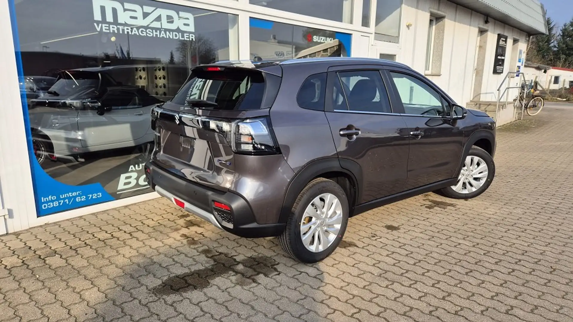 Suzuki SX4 S-Cross ss Comfort AGS Grau - 2