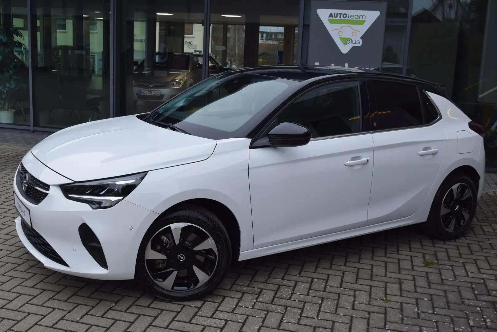 Opel Corsa-e Corsa-e Elegance Weiß - 2