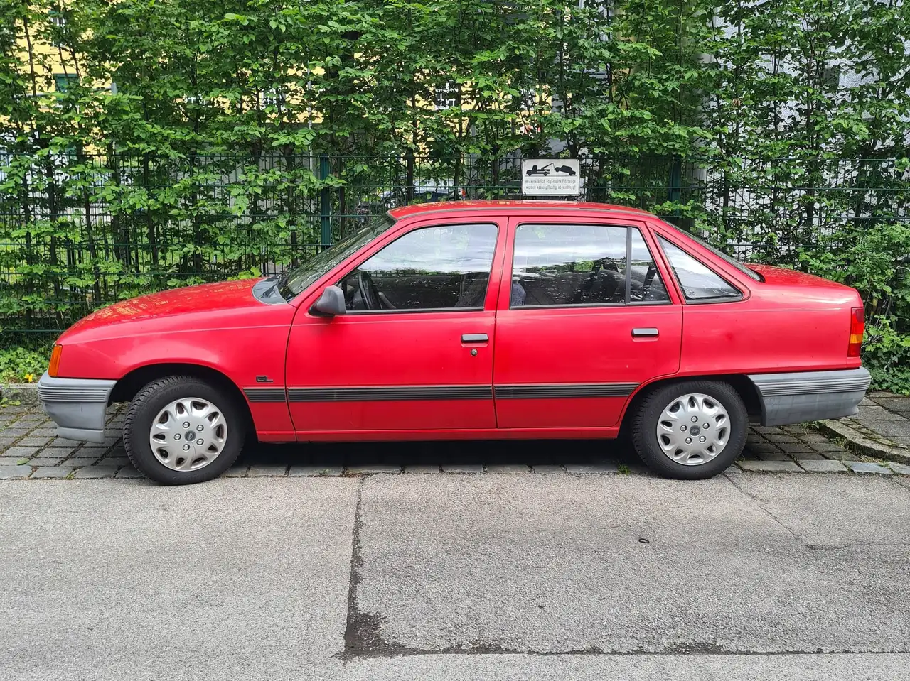 Opel Kadett e GL, foto 2