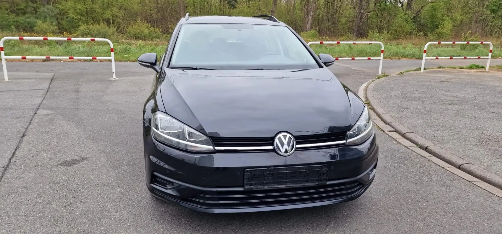 Volkswagen Golf VII Variant Trendline BMT/Start-Stopp Schwarz - 1