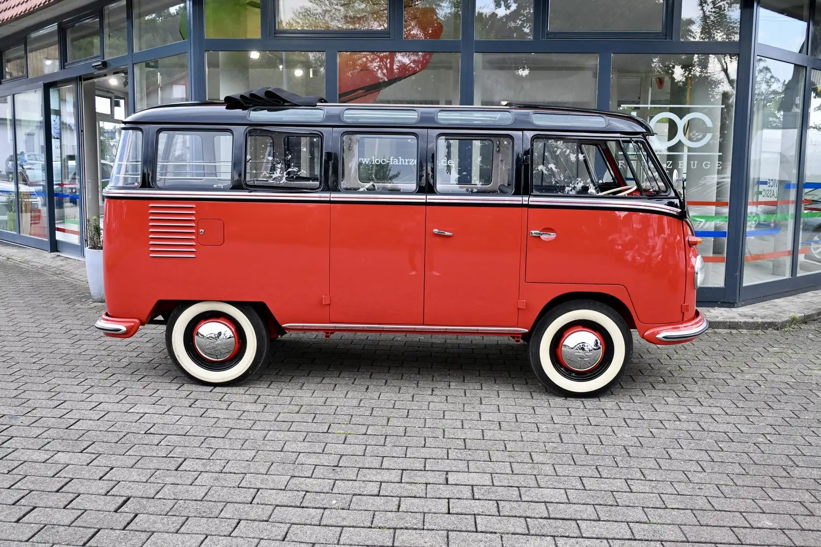 Volkswagen T1 Bulli Samba-Bus Typ 24 22 kW (30 PS), Schaltget... Rot - 2