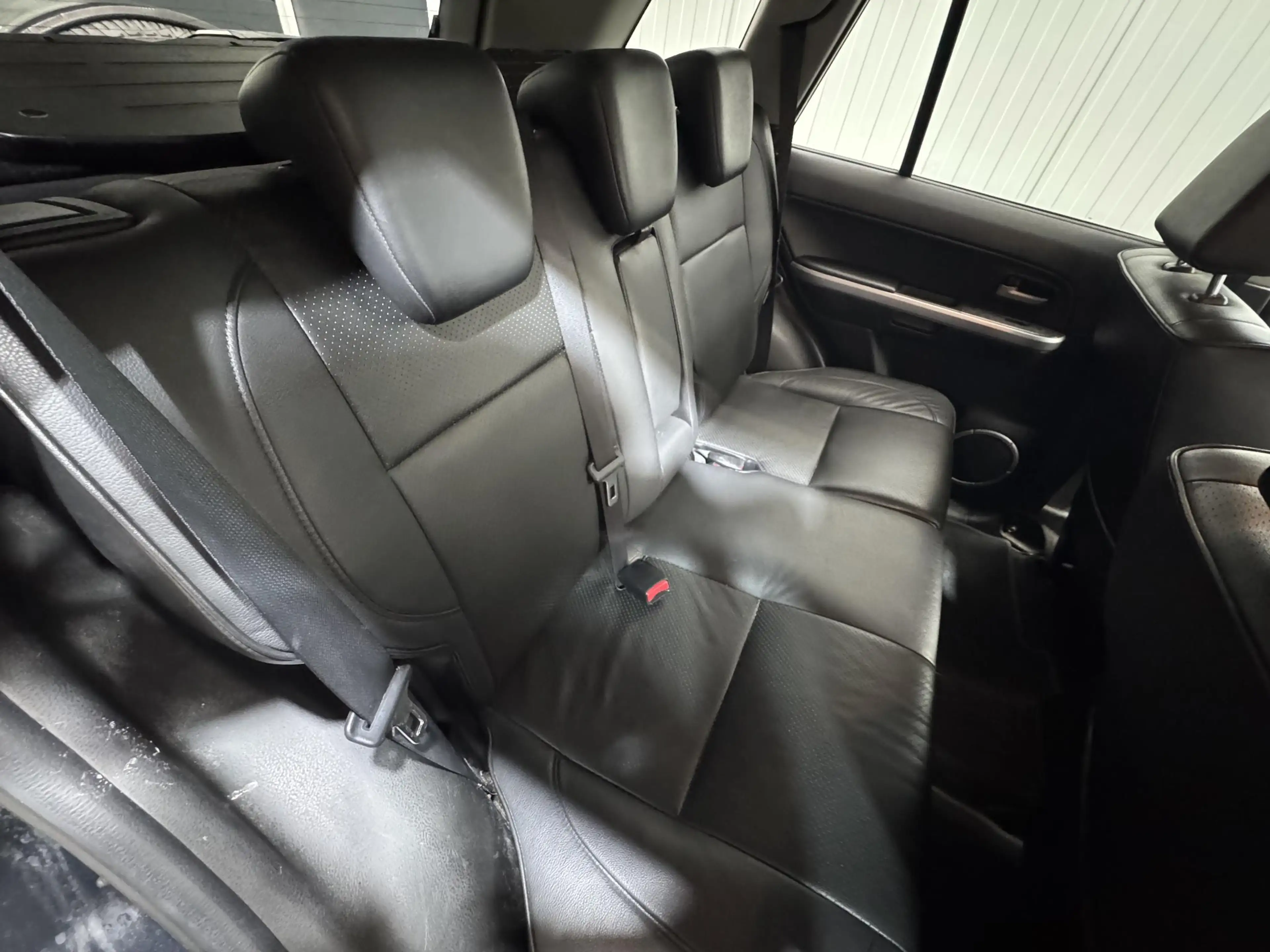 Suzuki Grand Vitara 2.4 High Executive — photo 24