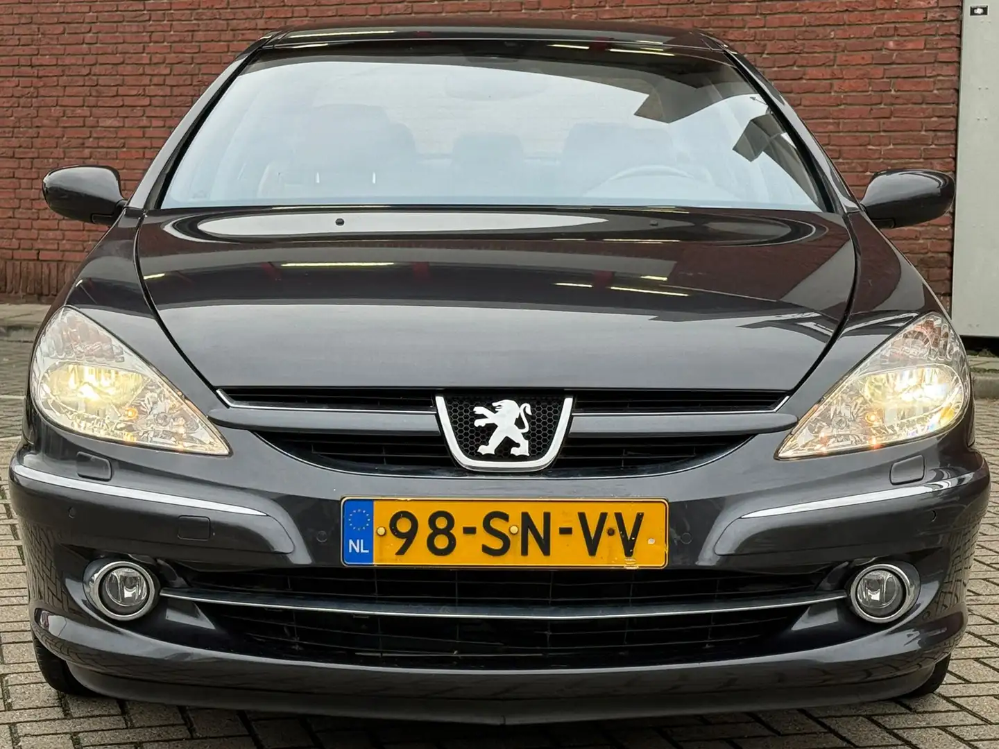 Peugeot 607 3.0-24V Féline | AUTOMAAT | DEALER-ONDERHOUDEN| NA Grijs - 2