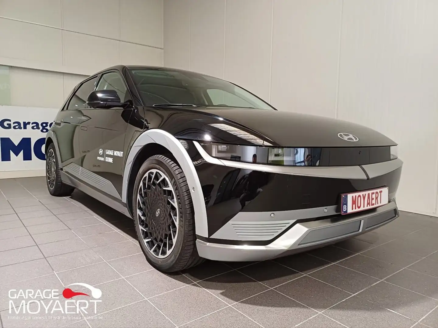 Hyundai IONIQ 5 73 kwh Balance Solar RWD | 3 JAAR GRATIS ONDERHOUD Negro - 2