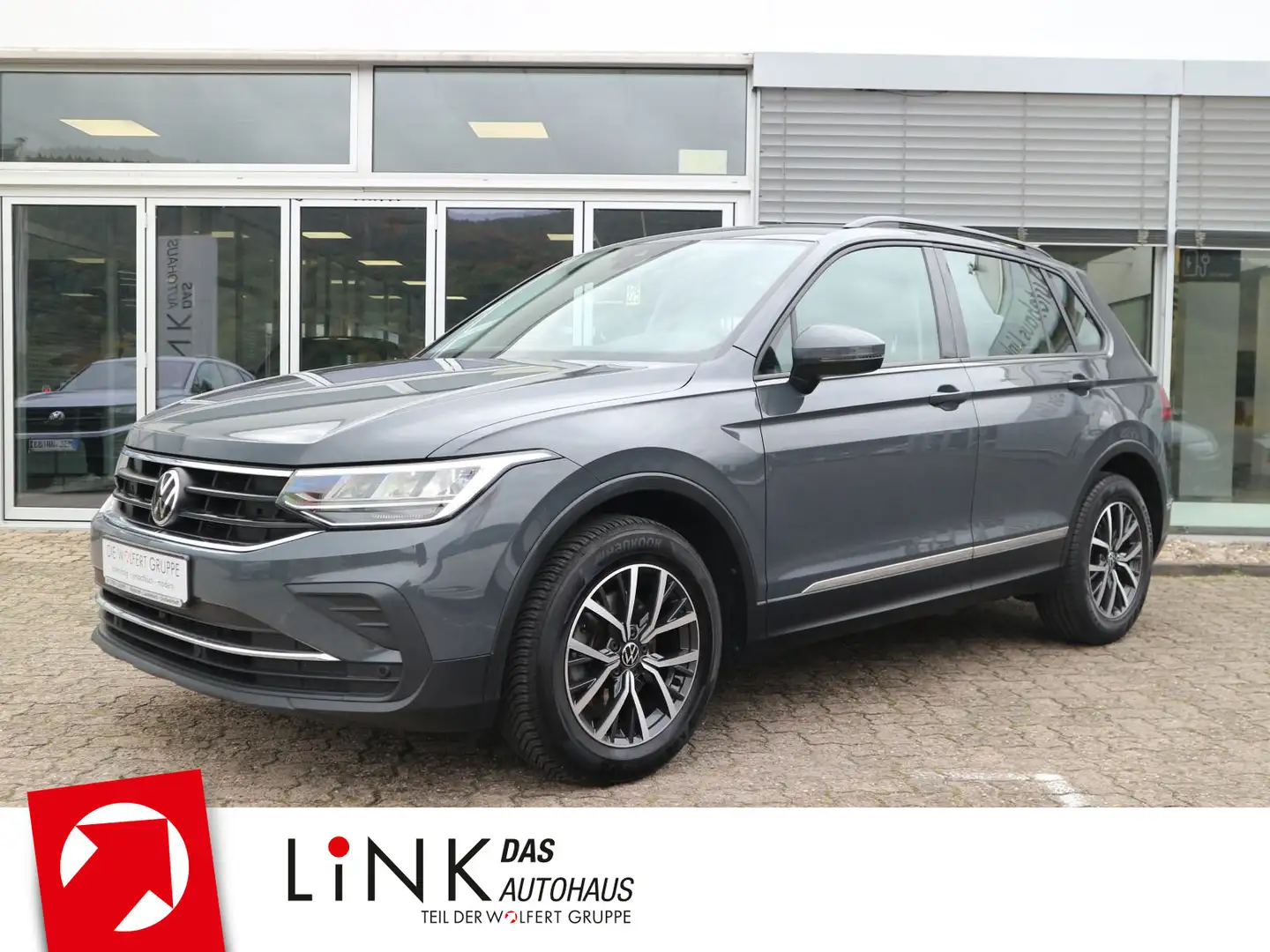 Volkswagen Tiguan Life 2.0 TDI DSG AHK RFK ACC NAVI LED Grau - 1