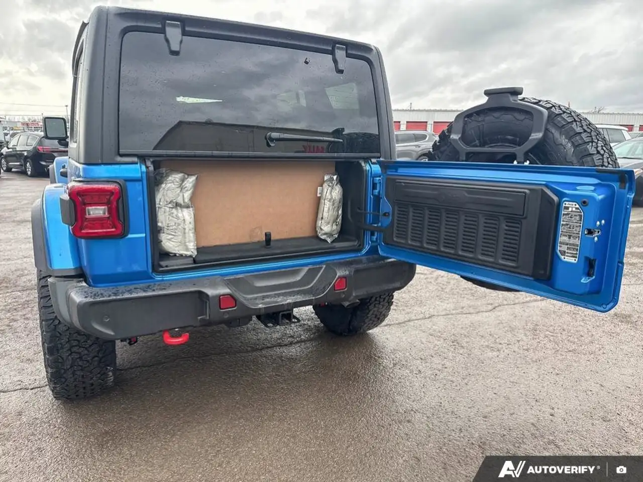 Jeep Wrangler снимка Jeep Wrangler
