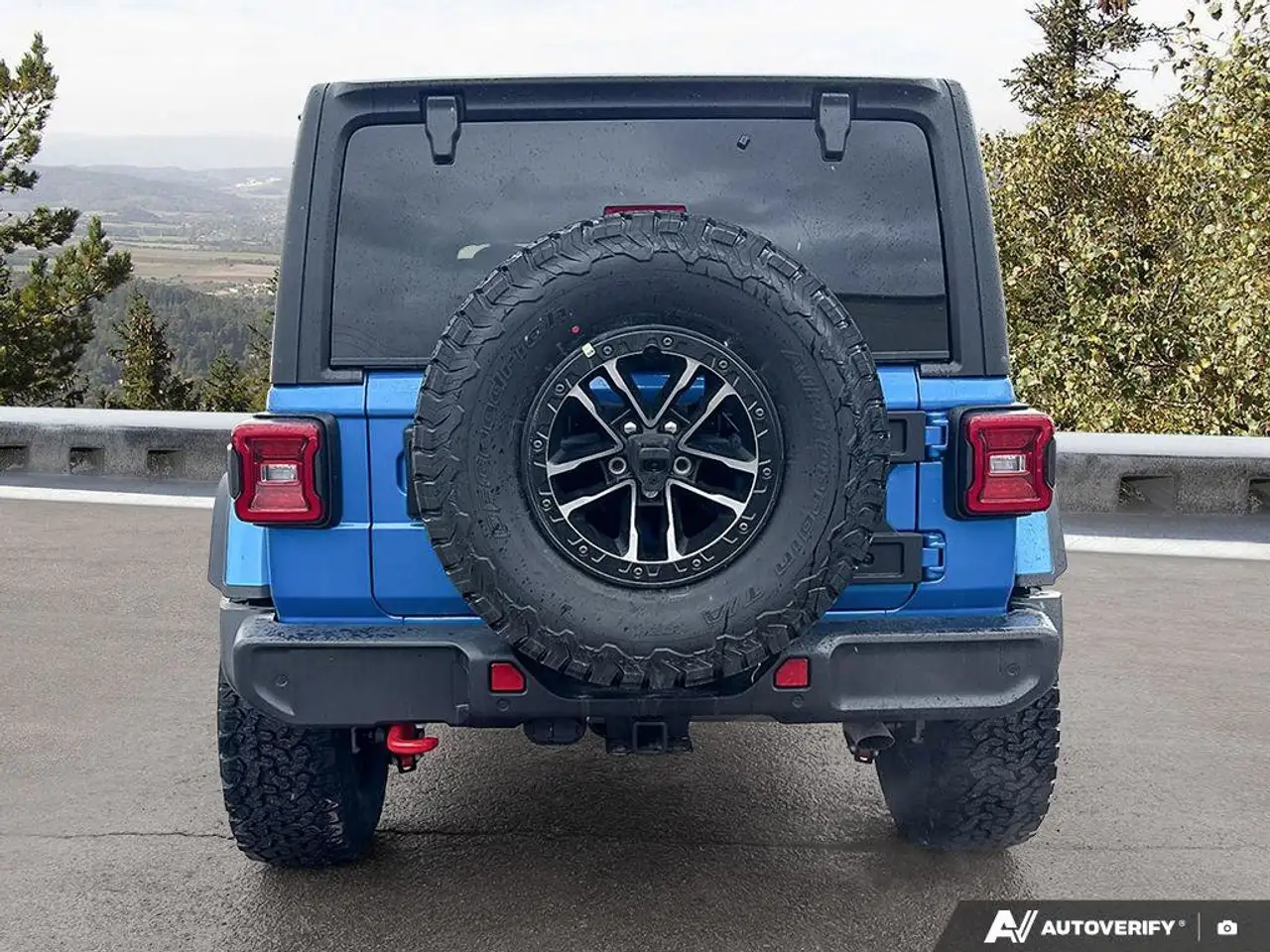 Jeep Wrangler снимка Jeep Wrangler