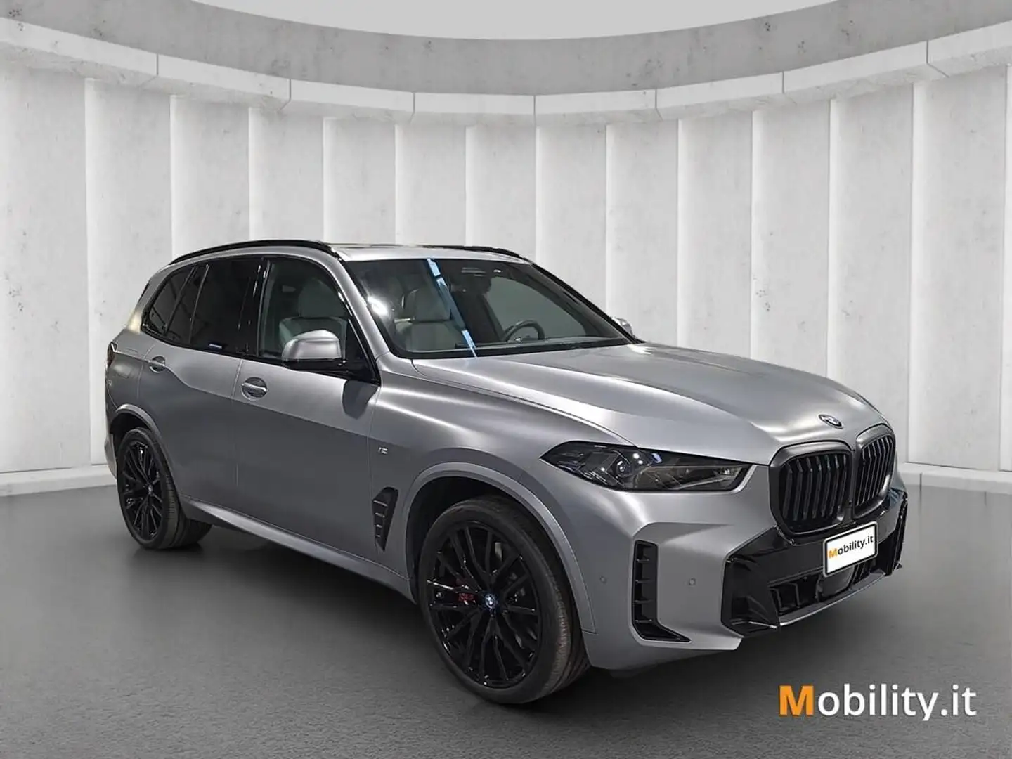 BMW X5 xdrive50e MSport auto Grigio - 2