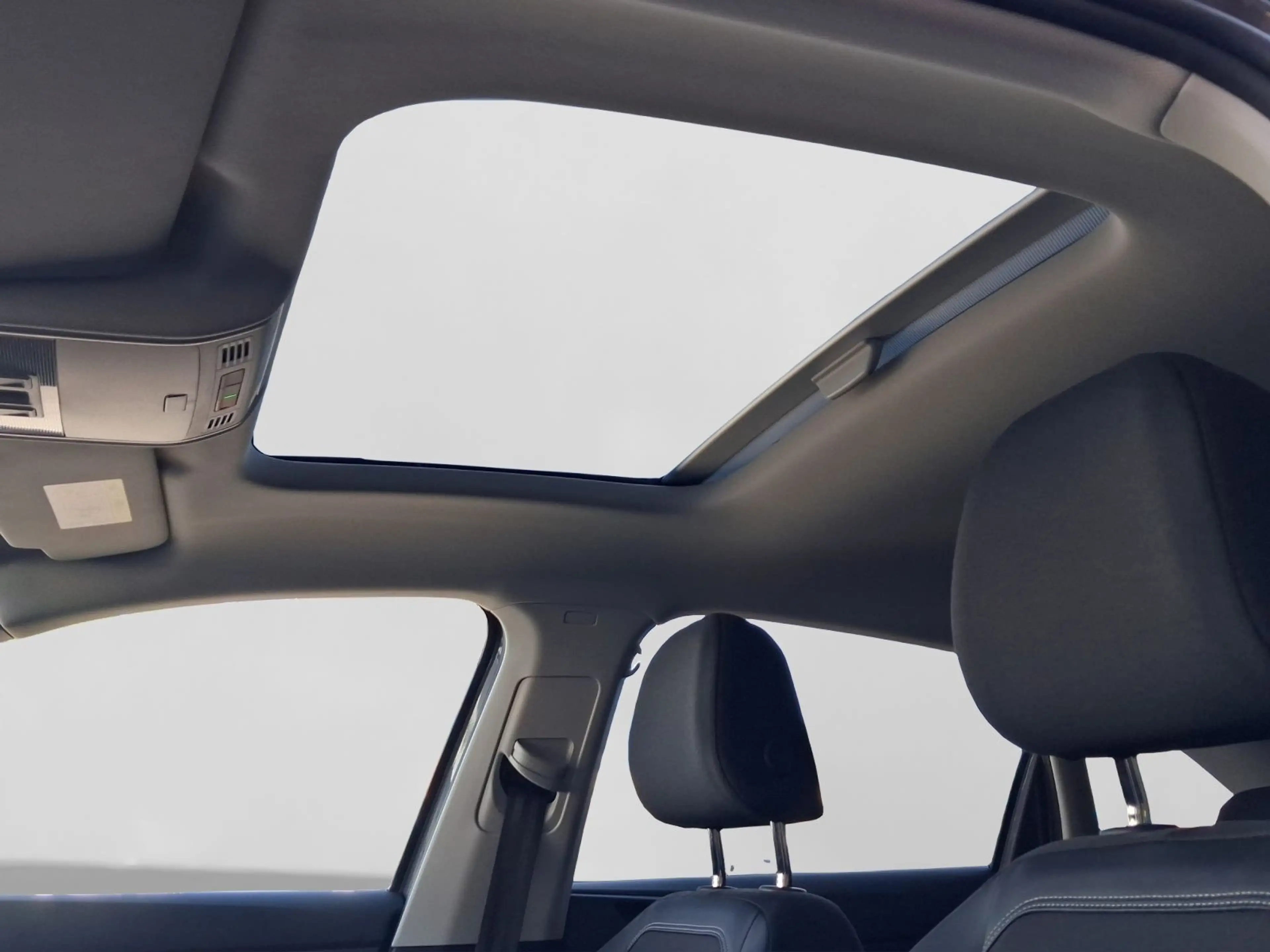 Volkswagen Taigo 1.5 TSI DSG STYLE KAMERA MATRIX AHK PANO — photo 15