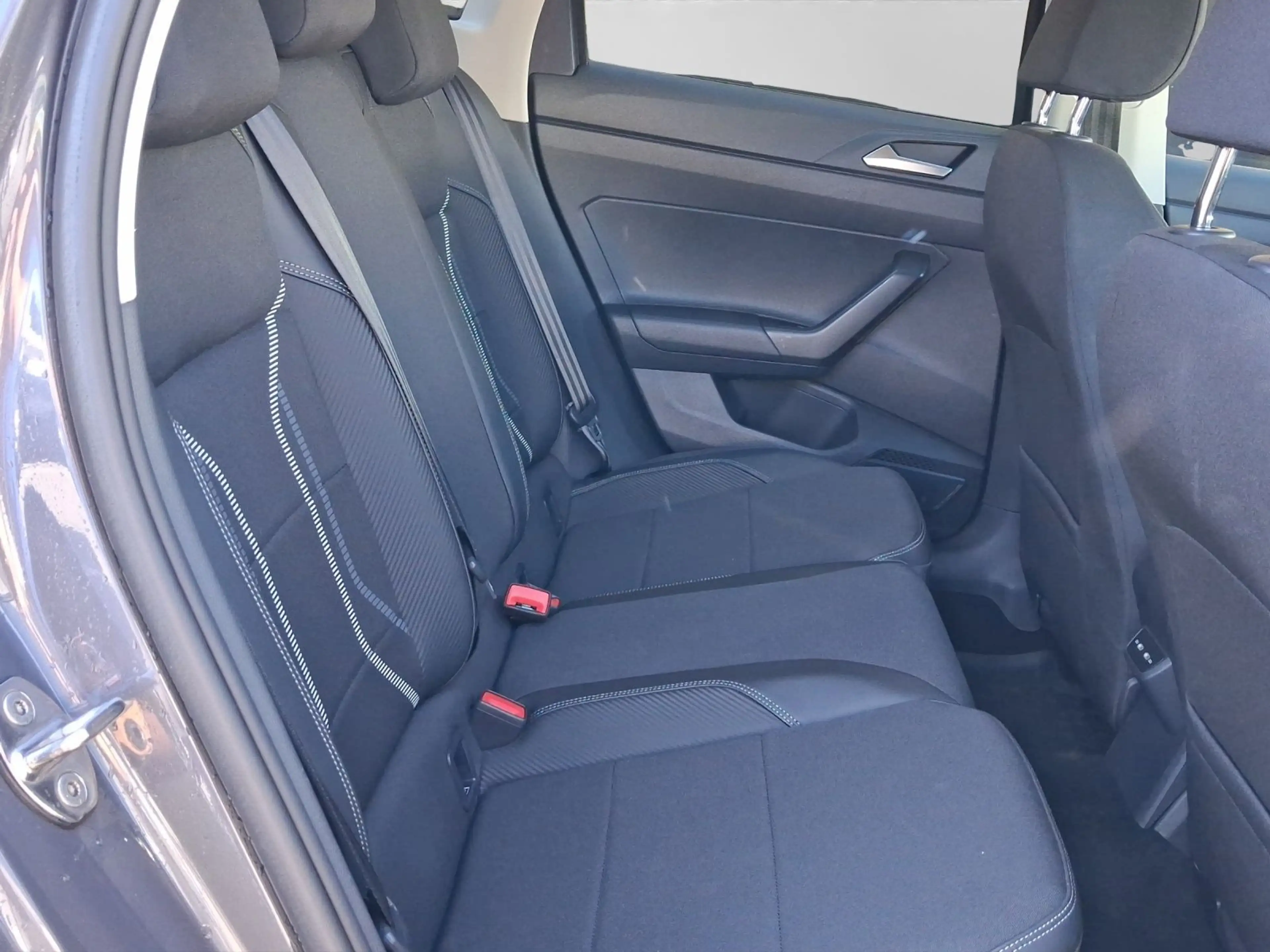 Volkswagen Taigo 1.5 TSI DSG STYLE KAMERA MATRIX AHK PANO — photo 6