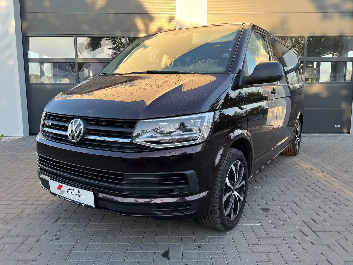 Volkswagen T6 Multivan 4Motion Allrad LED PDC Tempo Navi SH Noir - 2