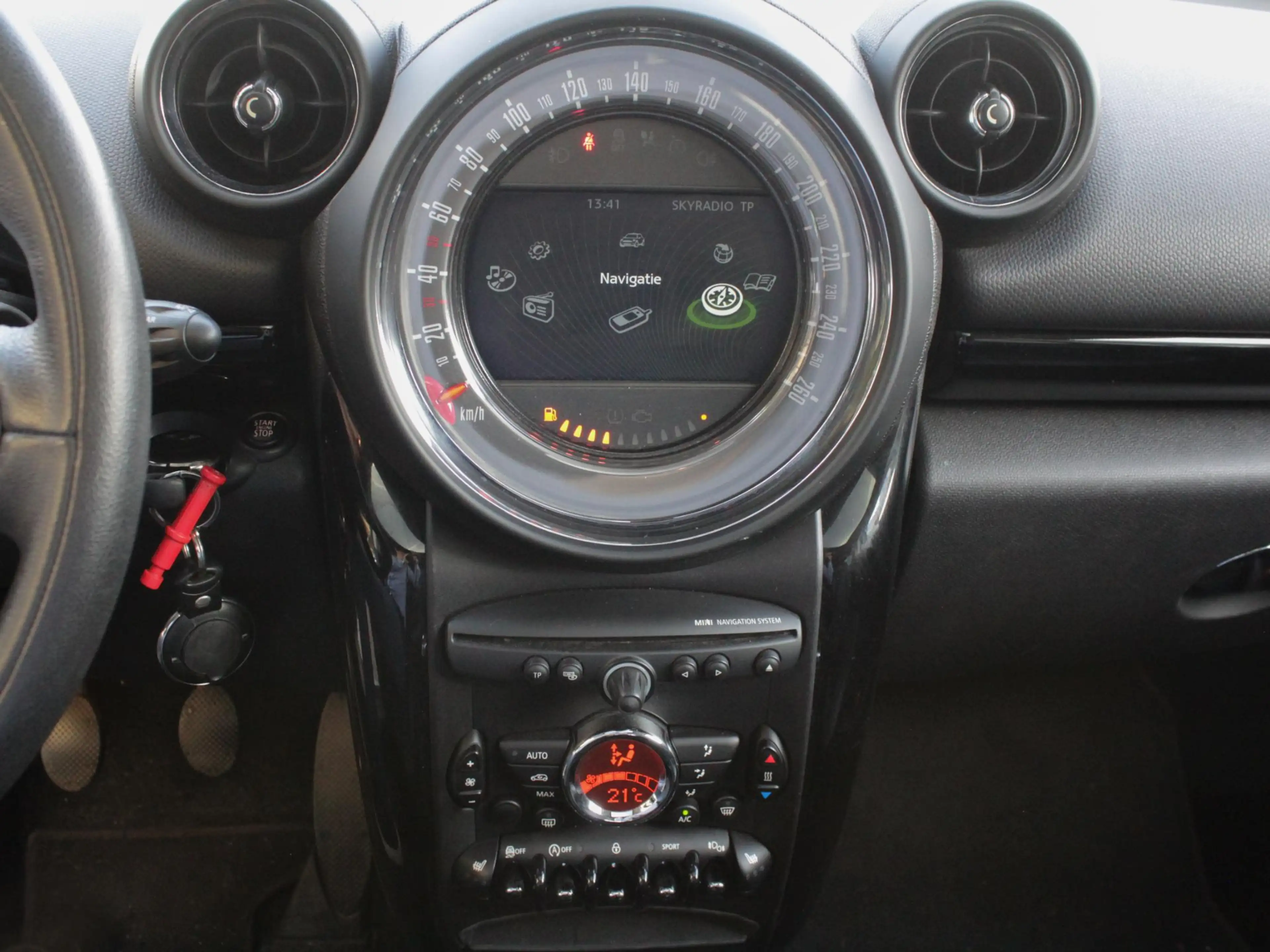 MINI Cooper Countryman 1.6 Chili | Cruise | Navi | Park sens | Panodak | — photo 6