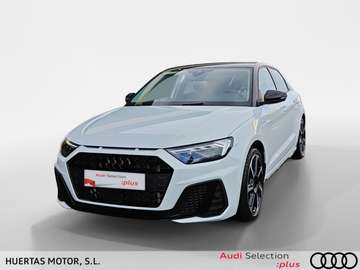 BERLINA CON PORTON 1.0 30 TFSI S TR ADRENAL BLACK