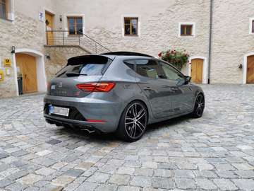 Seat Cupra 300 2.0 TSI